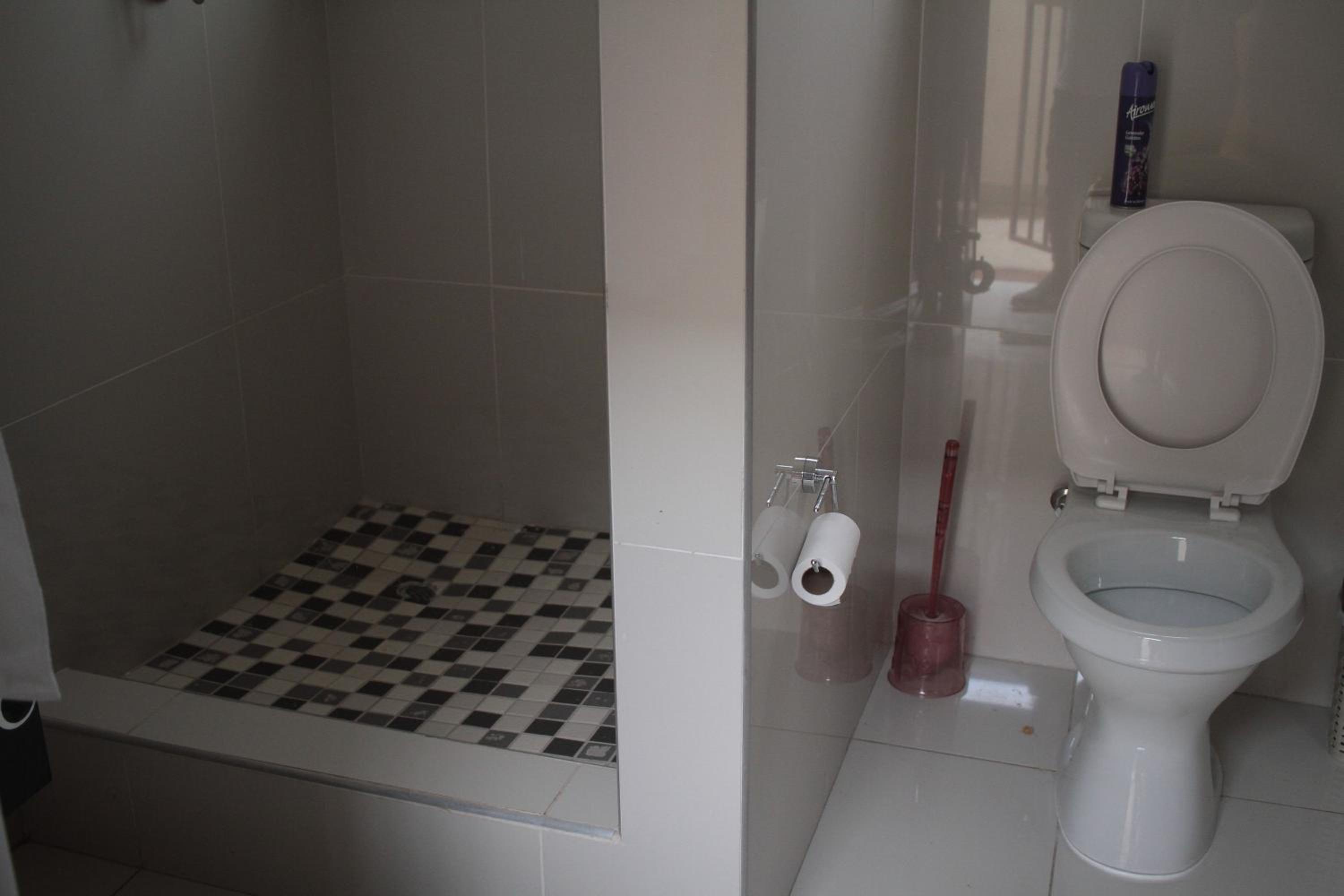 Standard Double Room photo 3