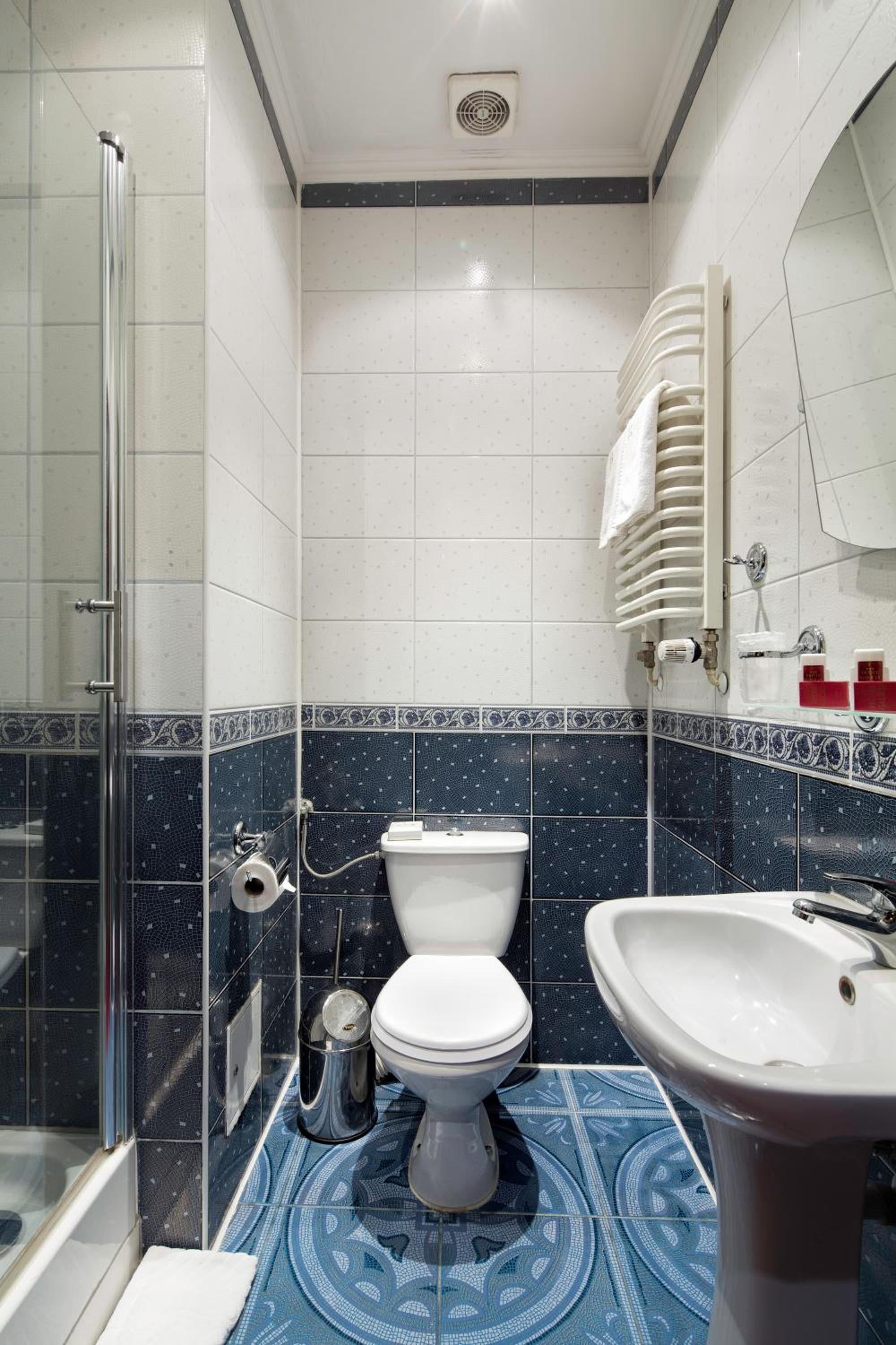 Triple Room - Photo 6