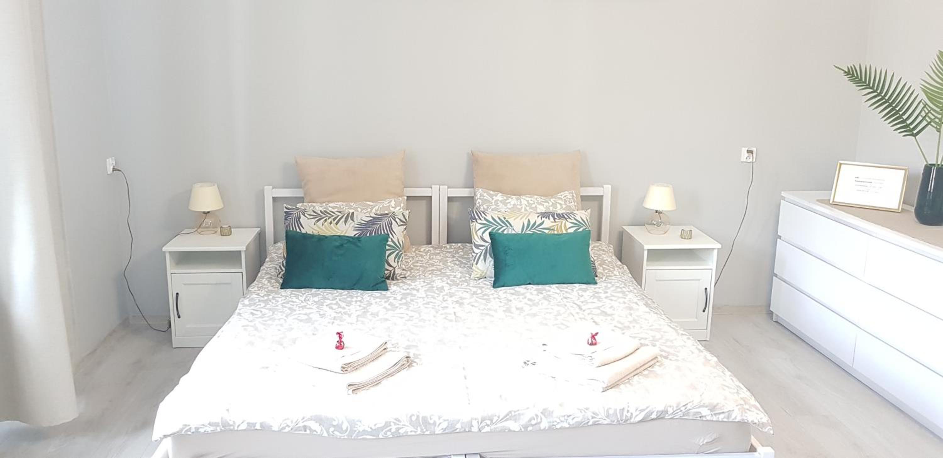 Deluxe Double or Twin Room - Photo 1