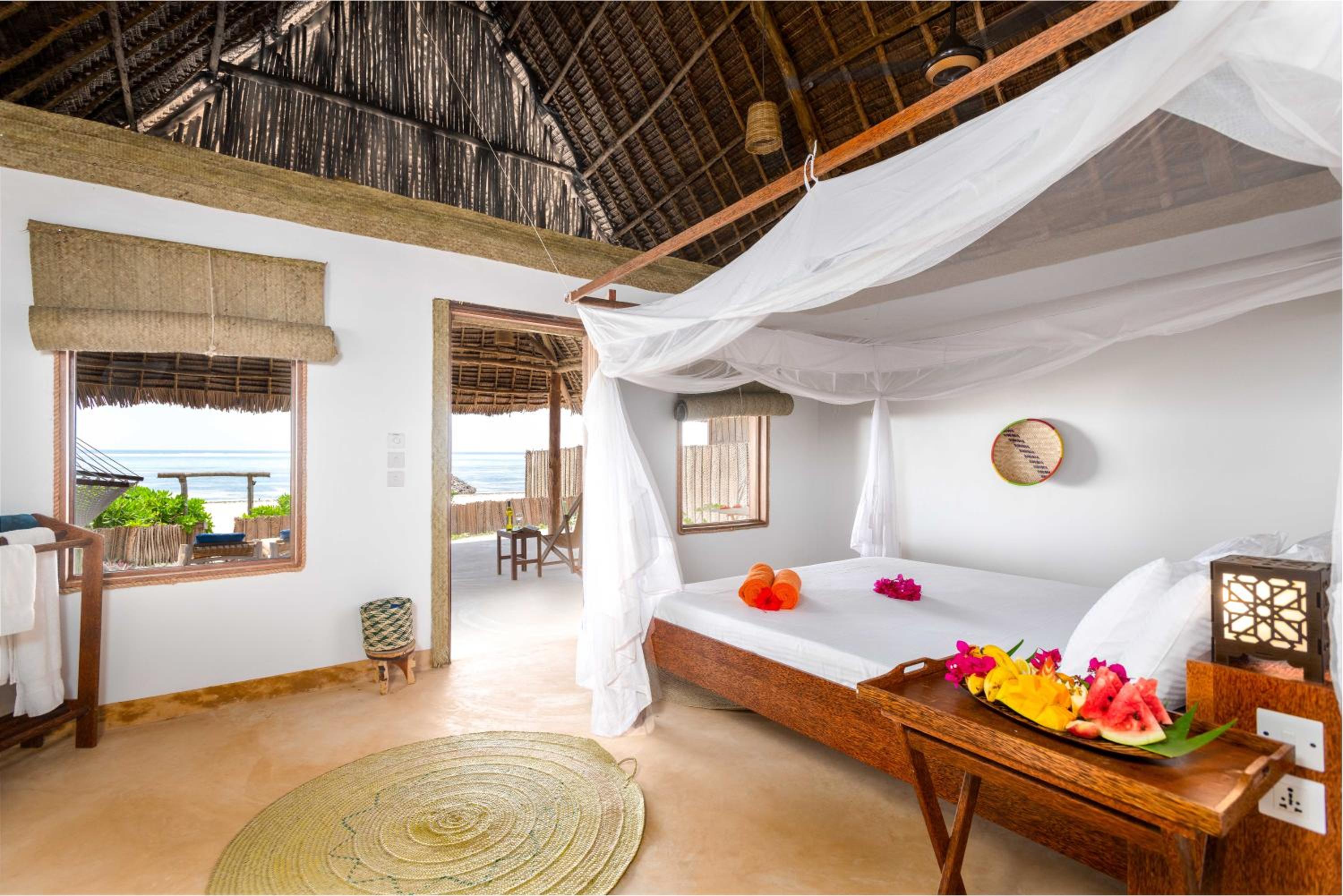 Bungalow - Beach Front Private Pool