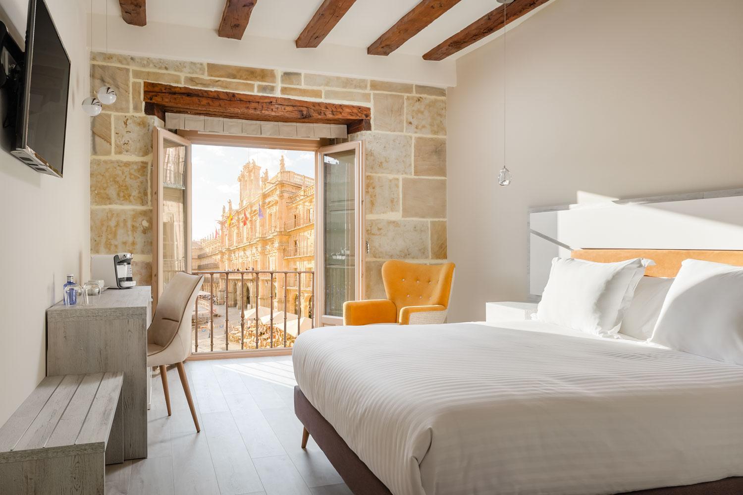 Double Room with Plaza Mayor views - Photo 1