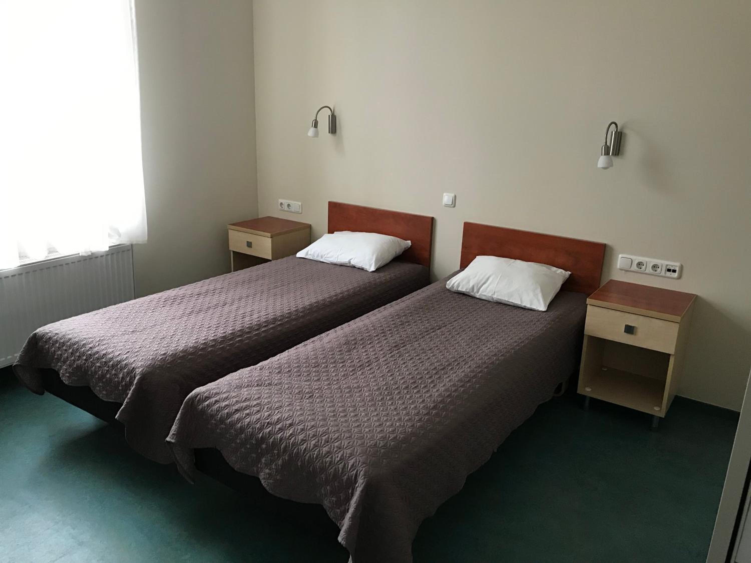 Triple Room with Kitchenette - Photo 10