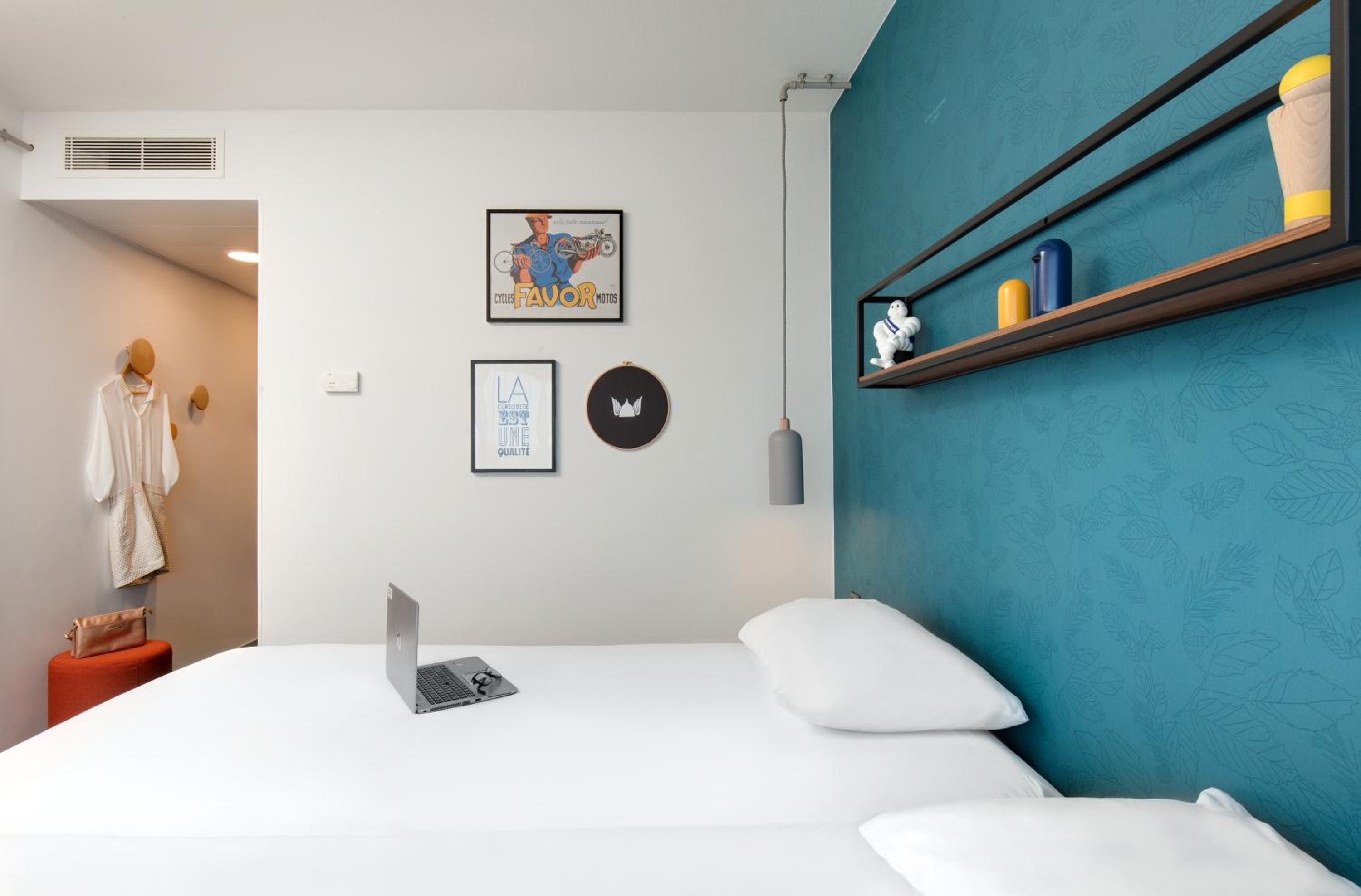 Double Room with Sofa Bed - Photo 2
