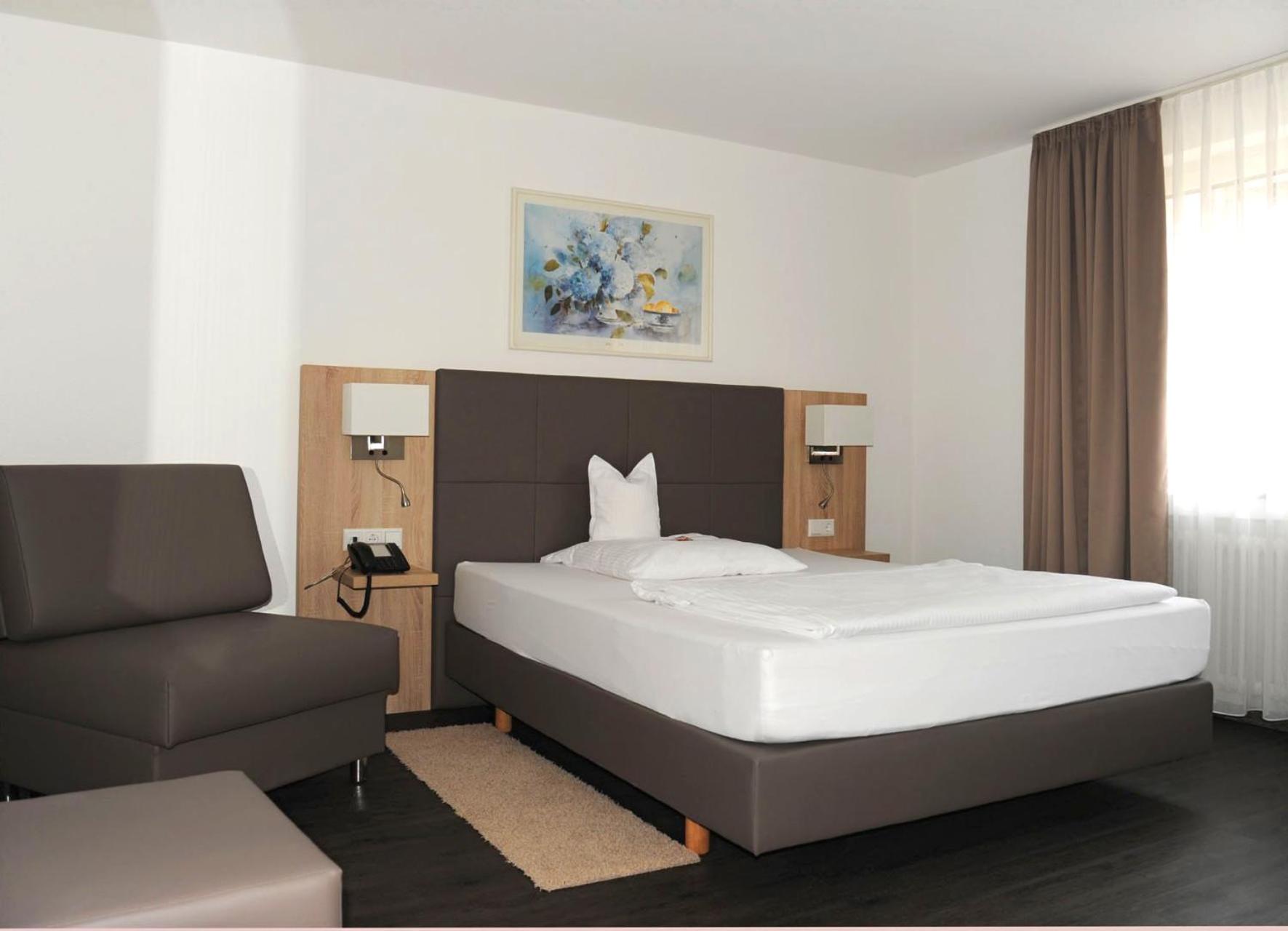 Double Room - Photo 3