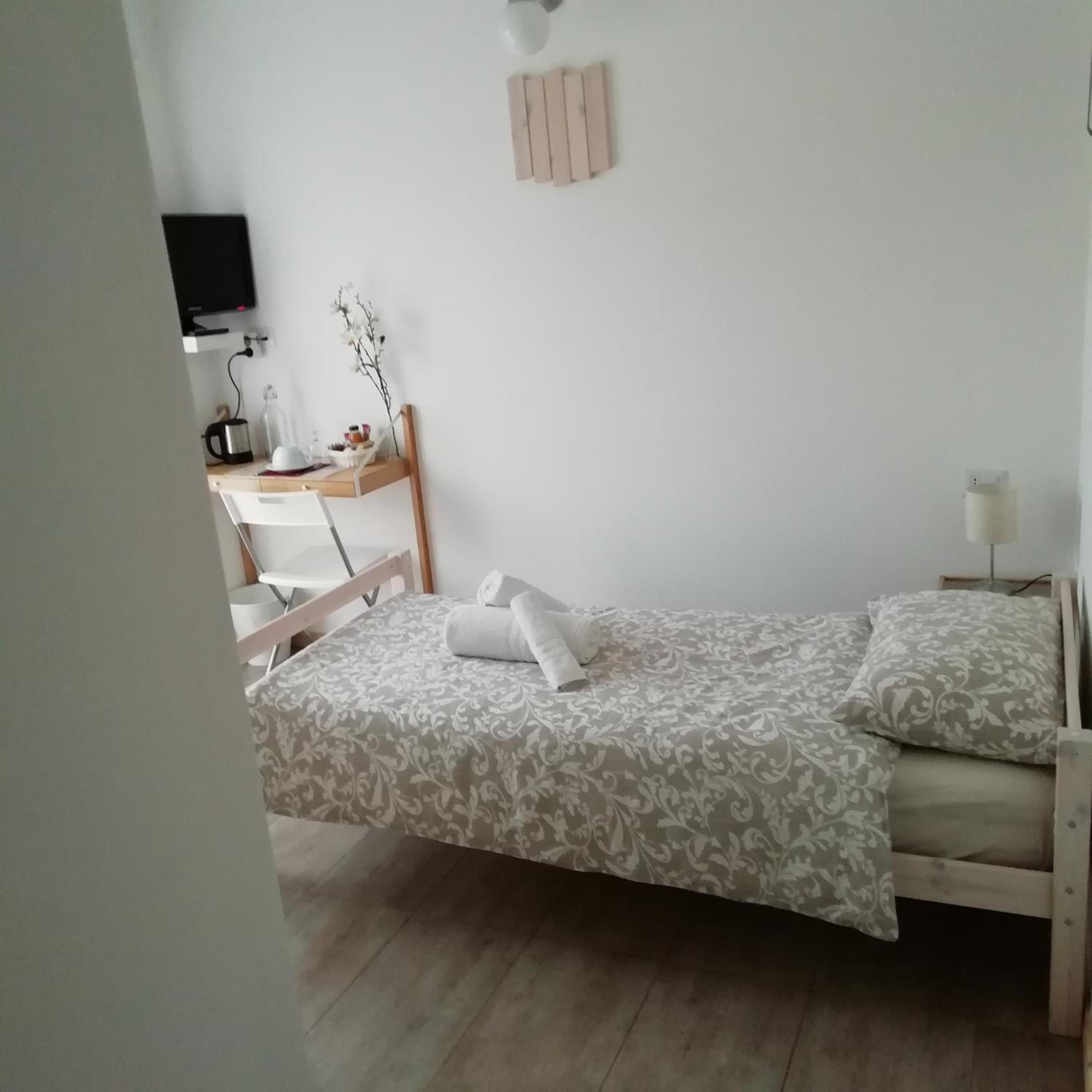 Single Room with Bathroom
