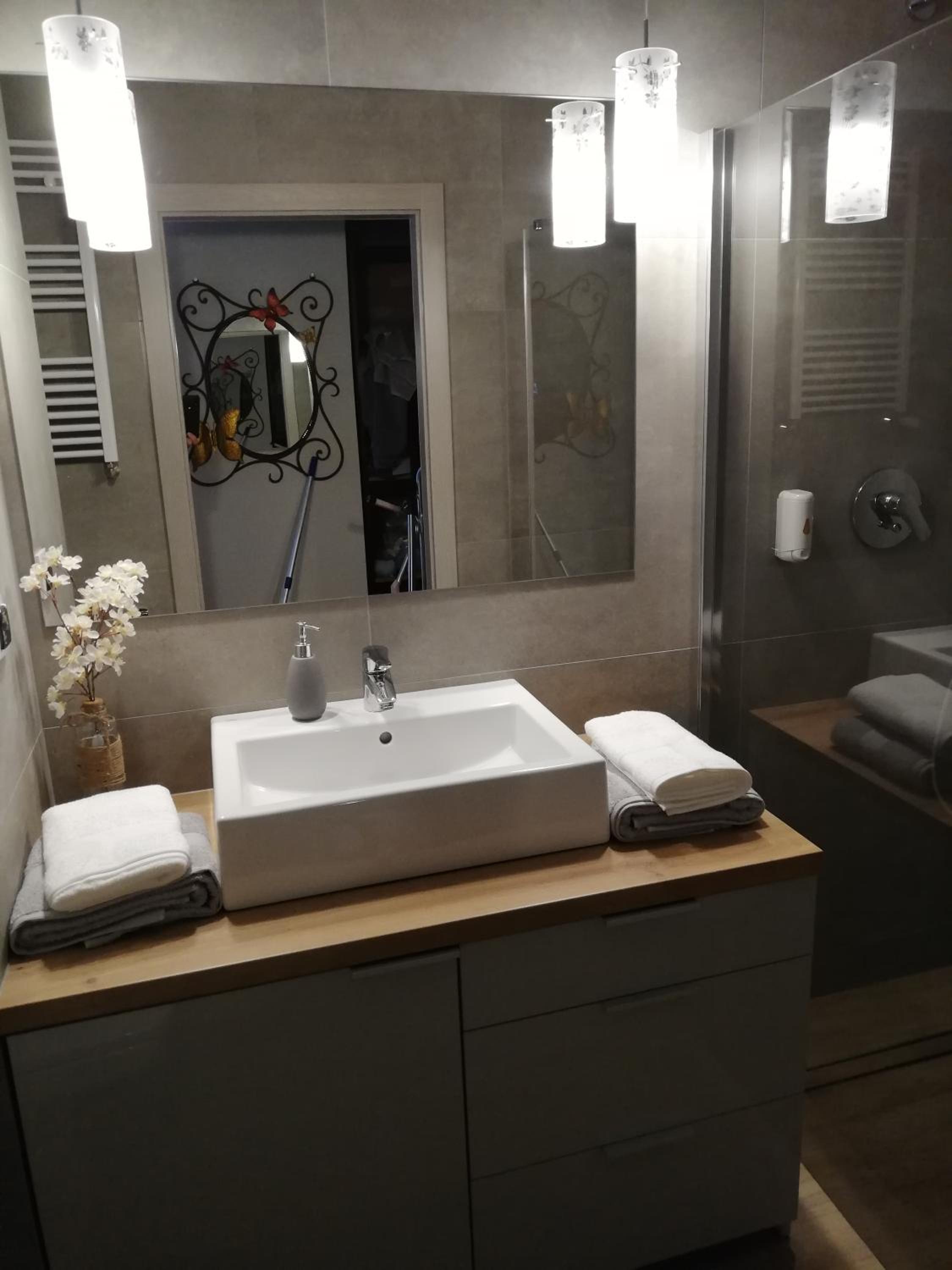 Studio Apartment - Photo 14