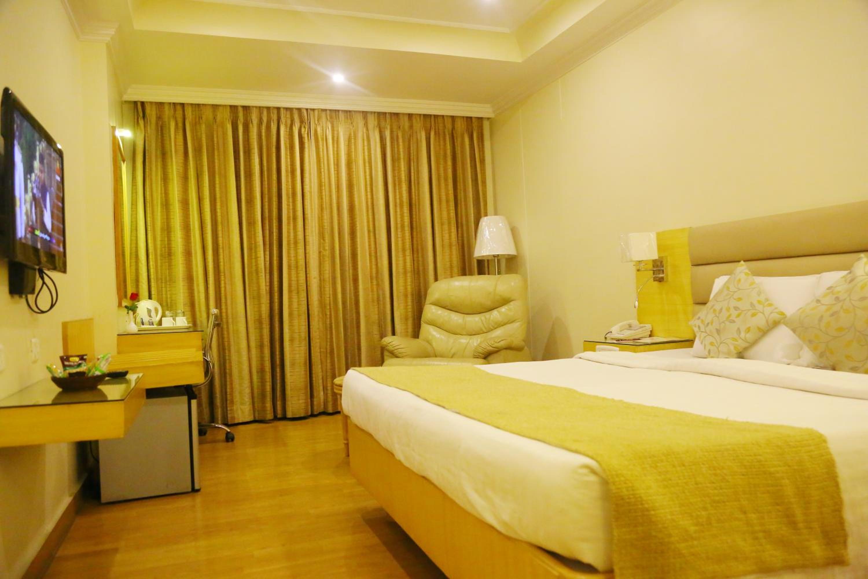 Royal Room photo 1