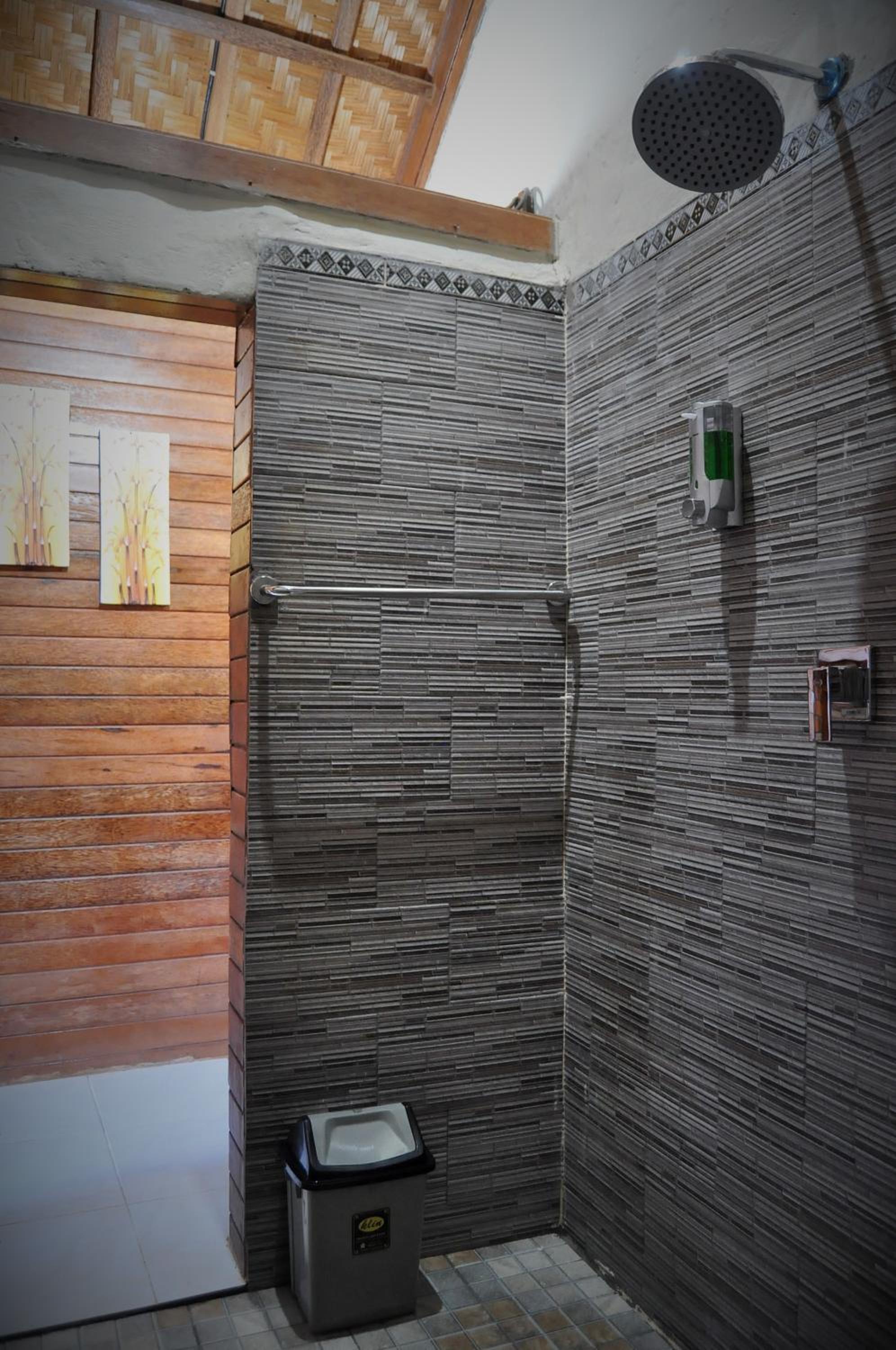 Bungalow with Sea View photo 2