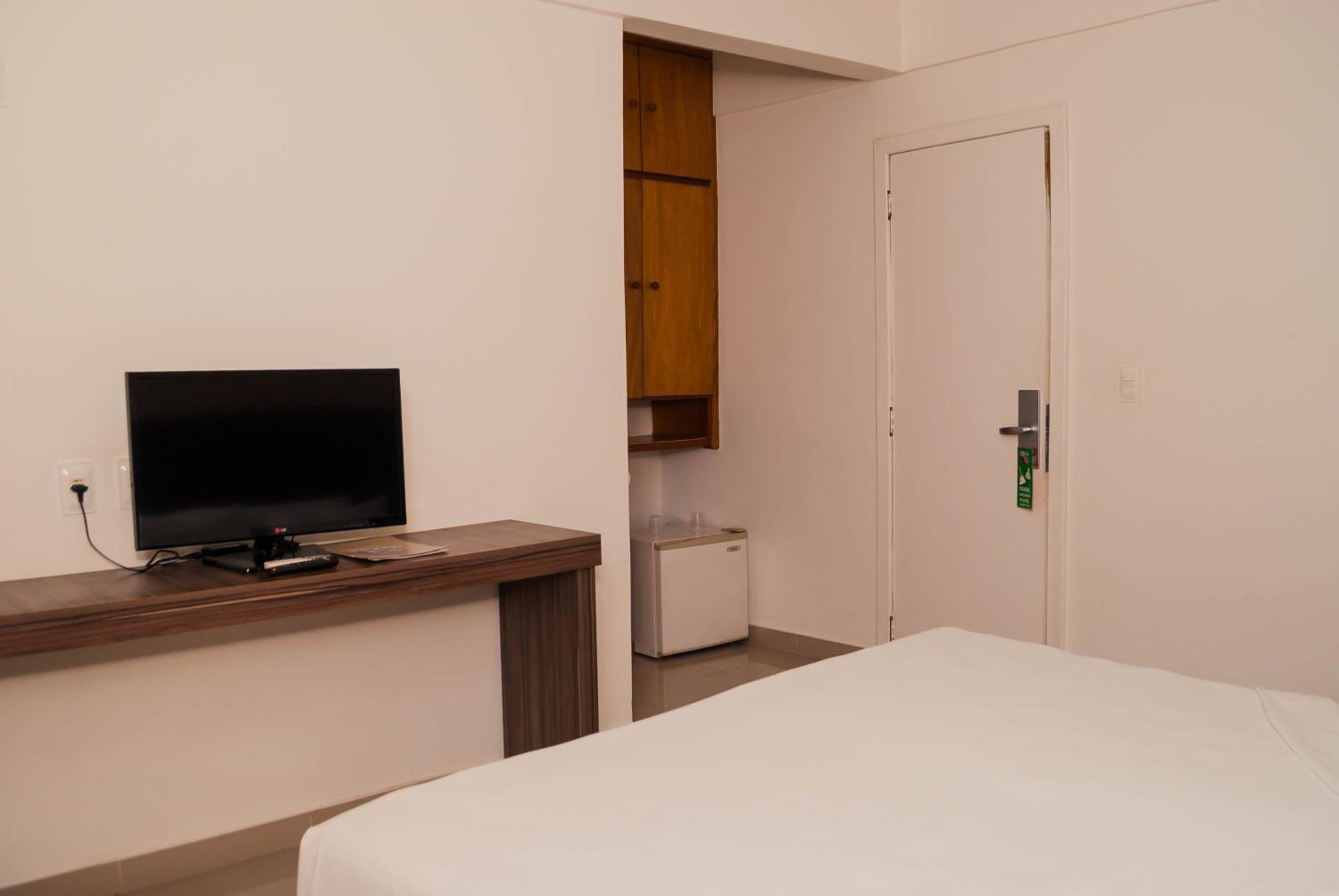 Standard Double Room photo 3