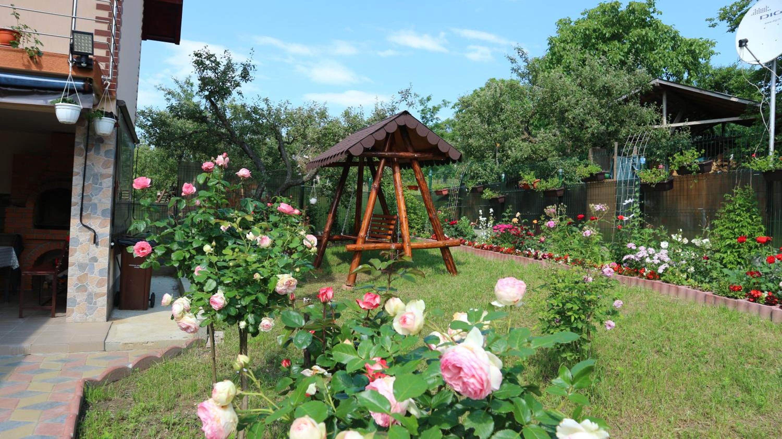 Double Room with Private Bathroom - Photo 7