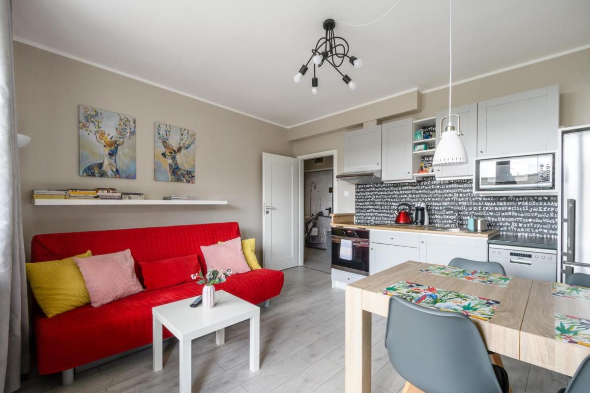 One-Bedroom Apartment - Photo 1