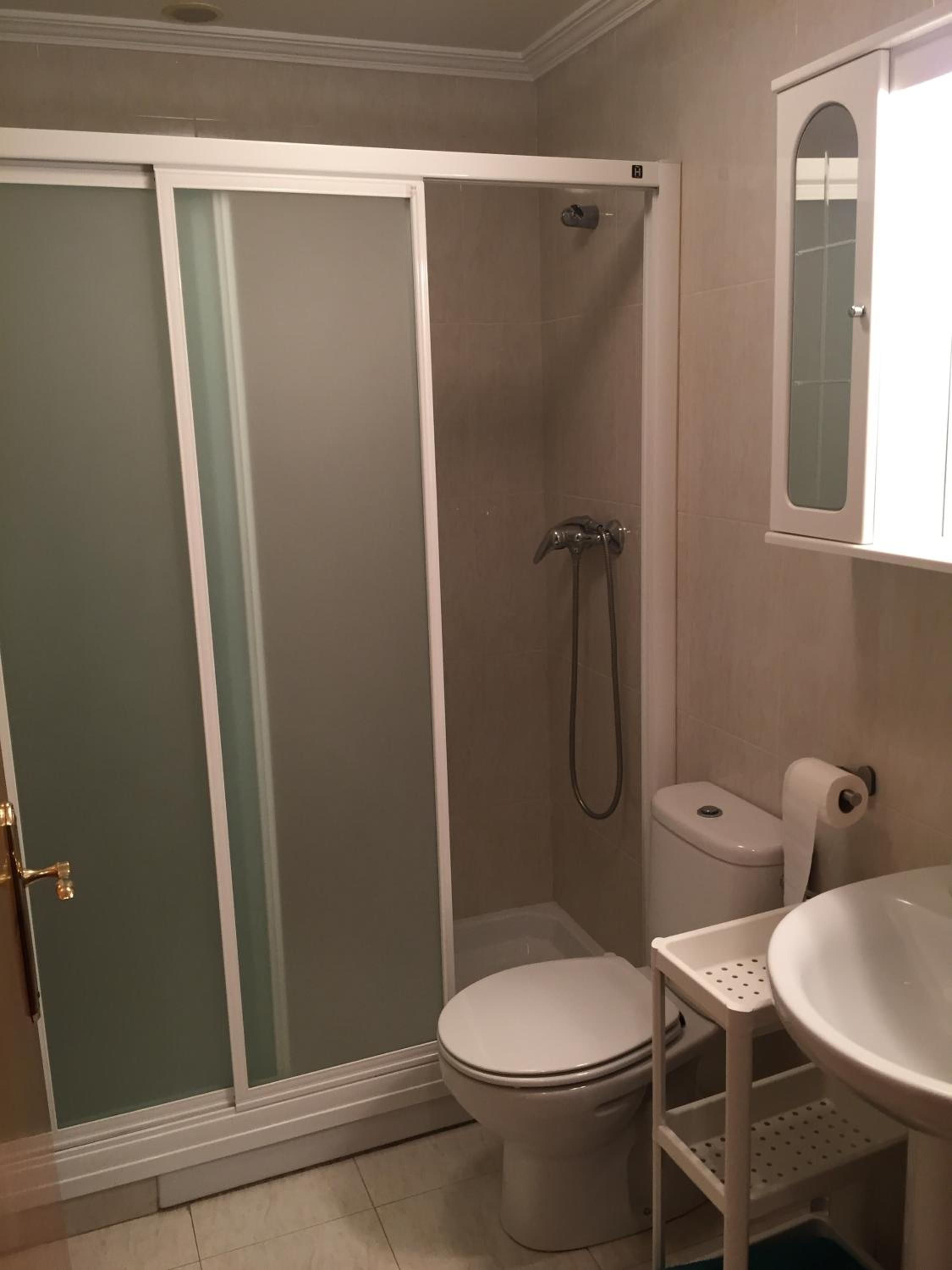Three-Bedroom Apartment - Photo 8
