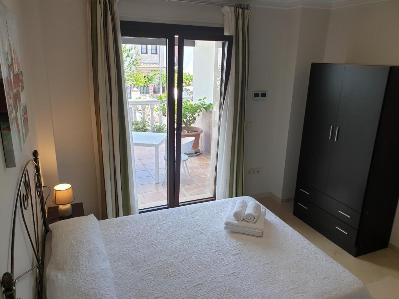 Double Room with Terrace - Photo 1
