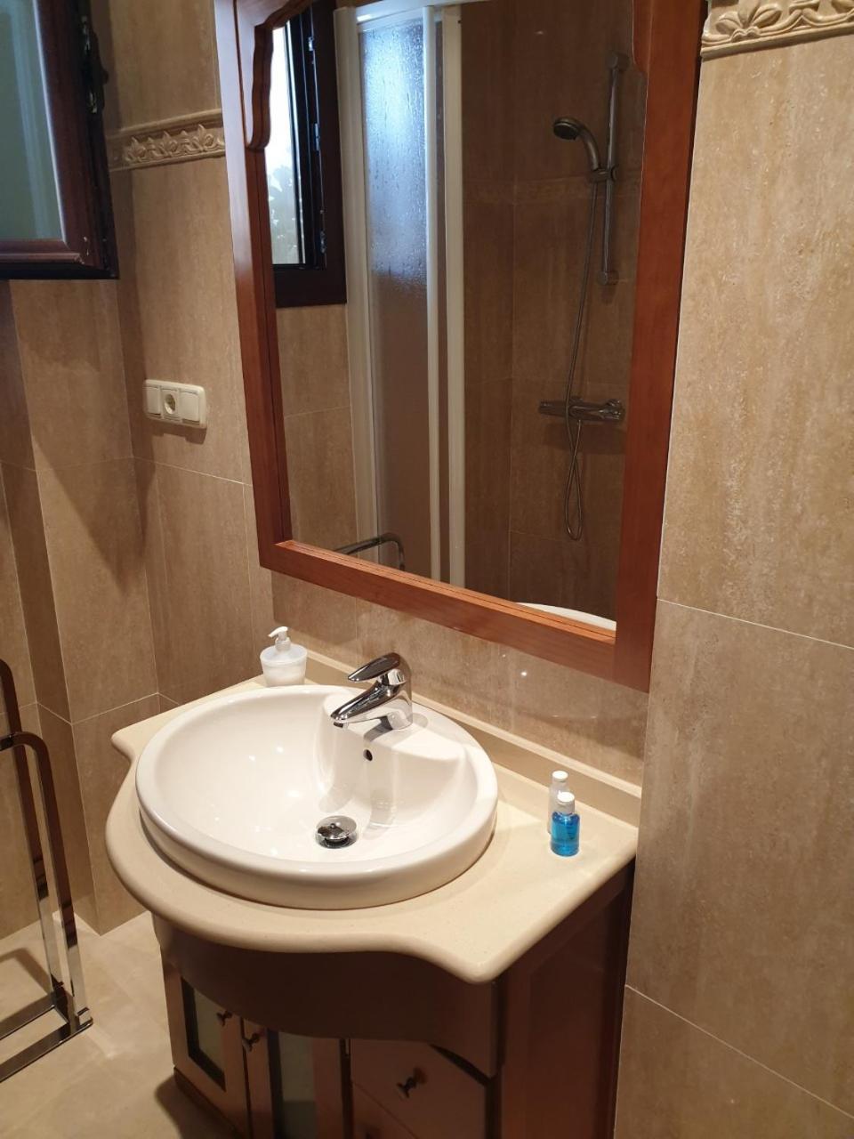 Double Room with Terrace - Photo 2