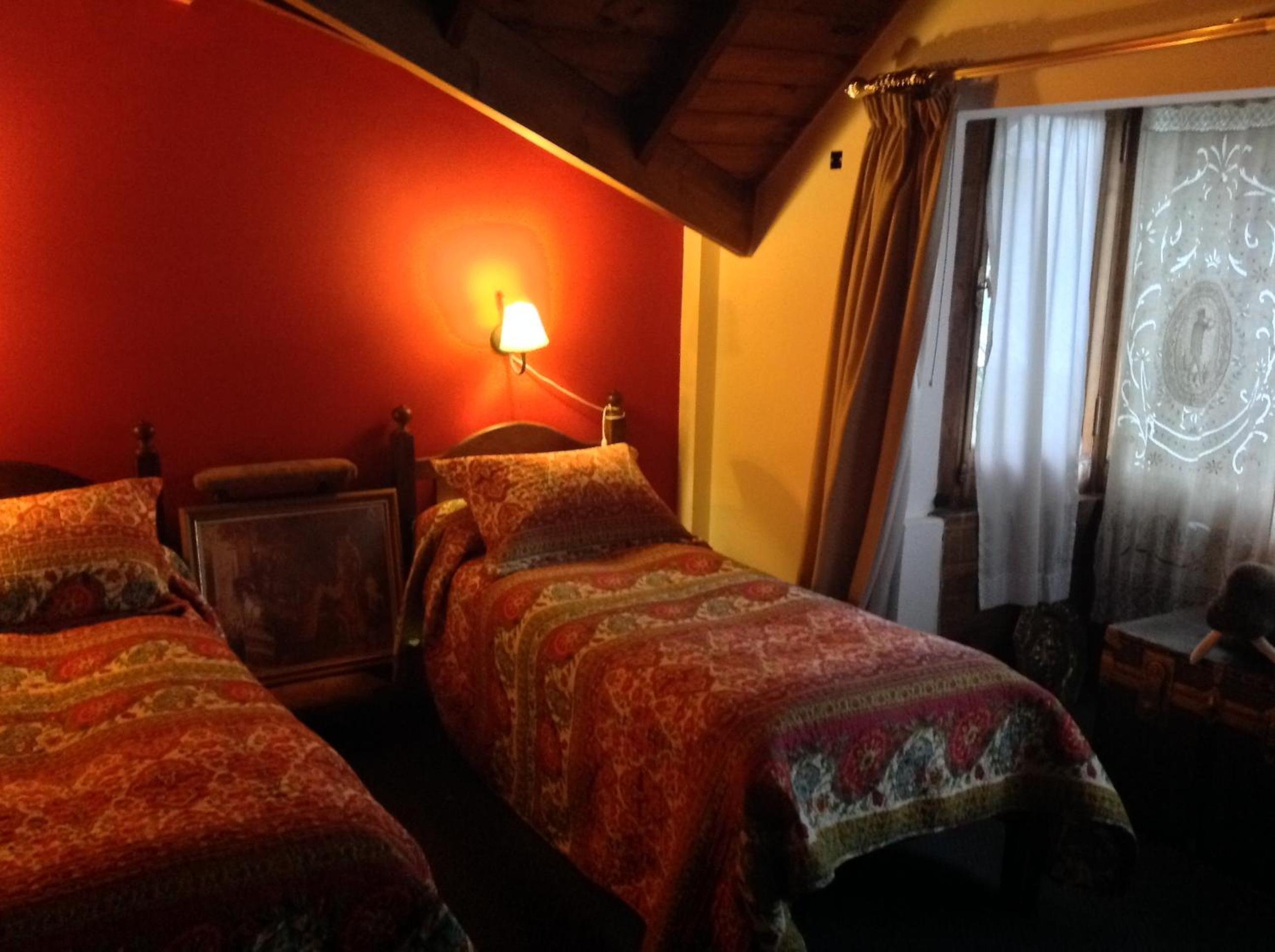Double Room with Shared Bathroom photo 1