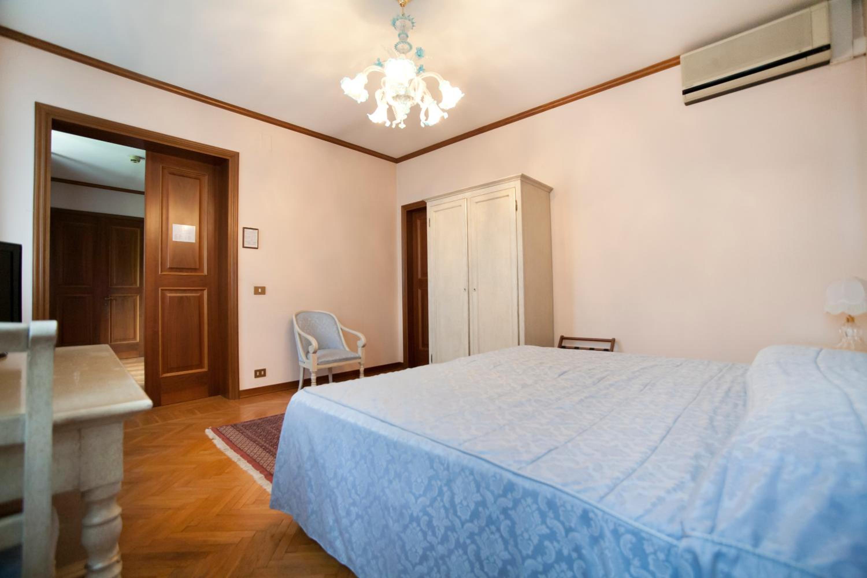 Superior Double Room - Photo 7