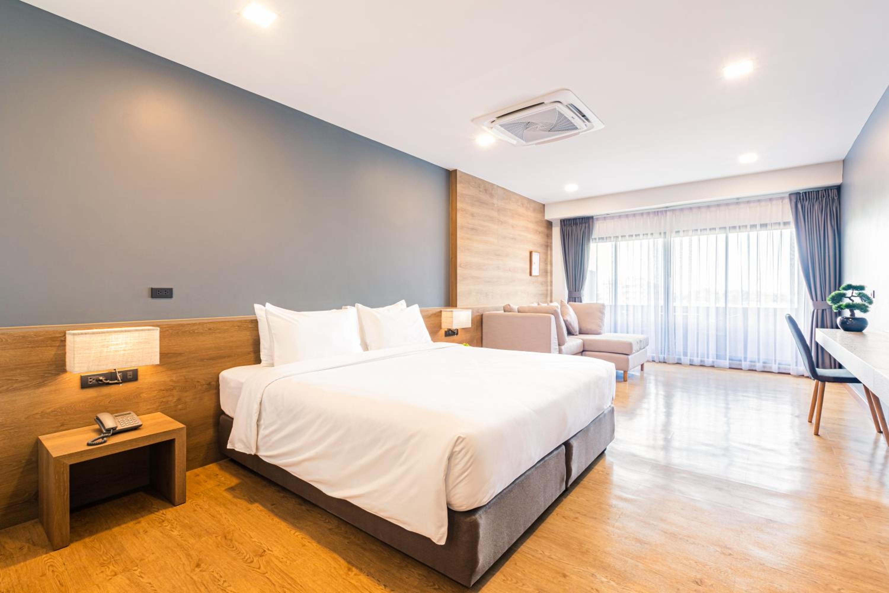 Executive King Room with Balcony