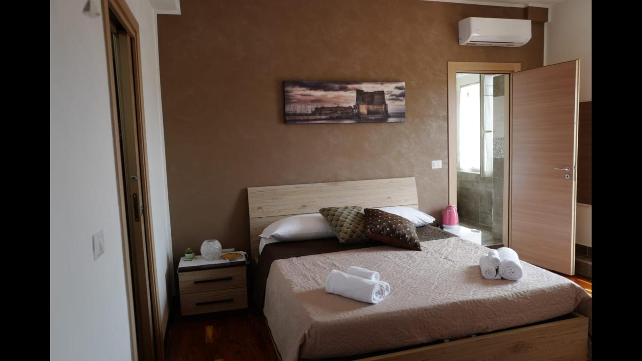 Deluxe Double Room With Shower