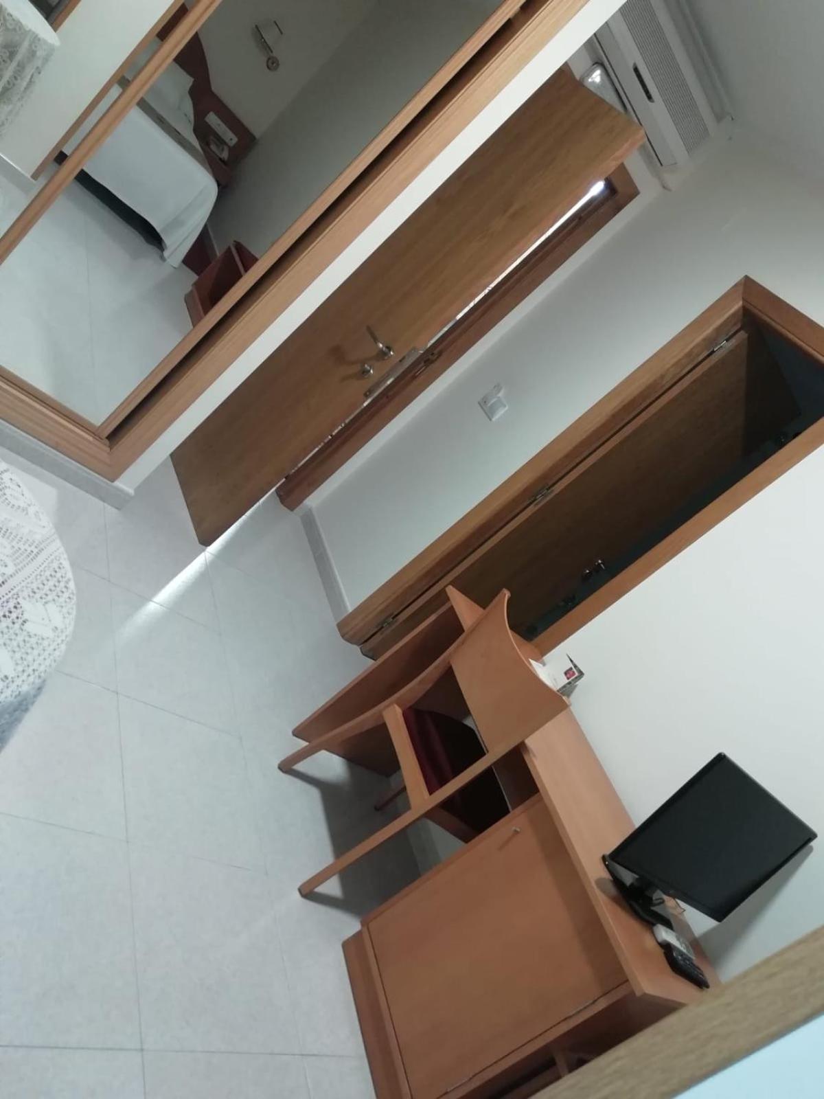 Habitación Estándar con Dos Camas Individuales