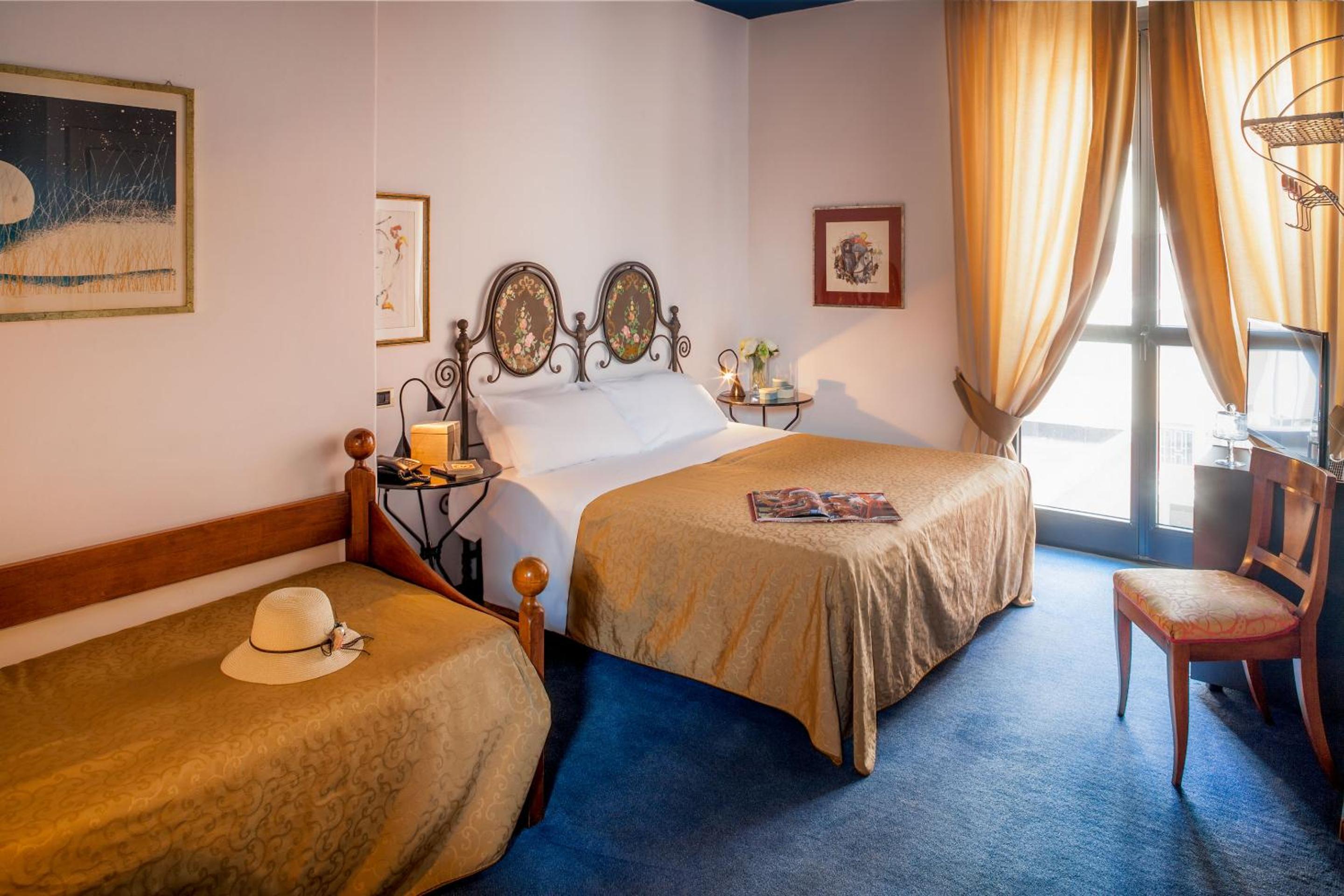 Classic Triple Room - Photo 3