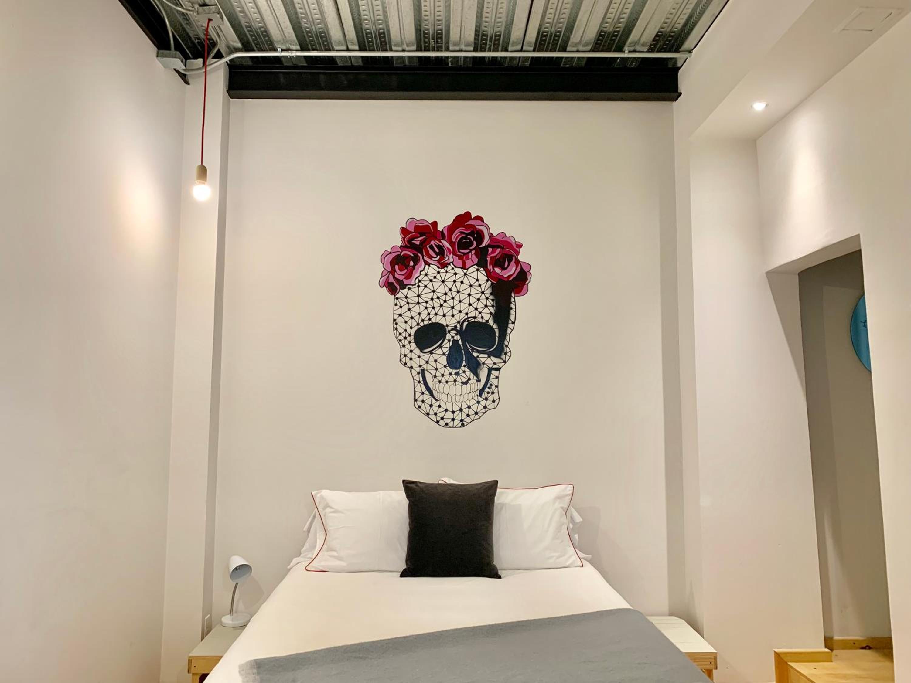 Deluxe Room - Photo 6