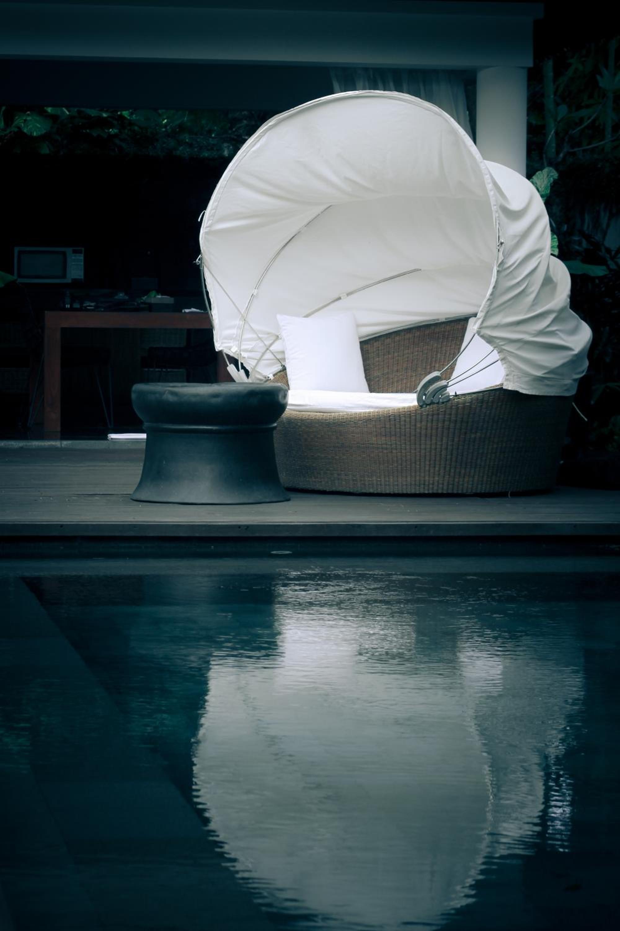 One-Bedroom Luxury Pool Villa with Free Airport Transfer - Photo 11