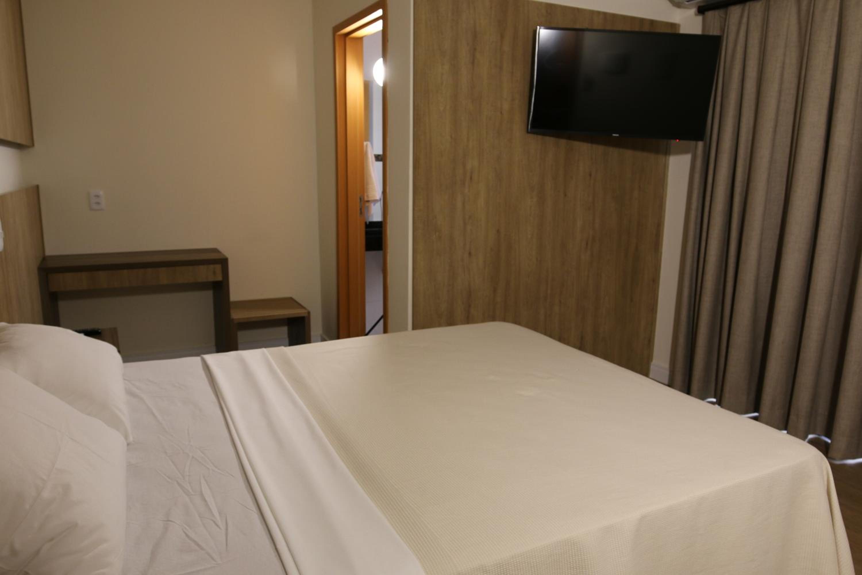 Deluxe Double Room with Balcony photo 1