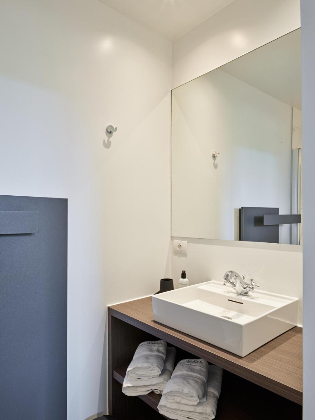 Standard Double Room - Photo 2
