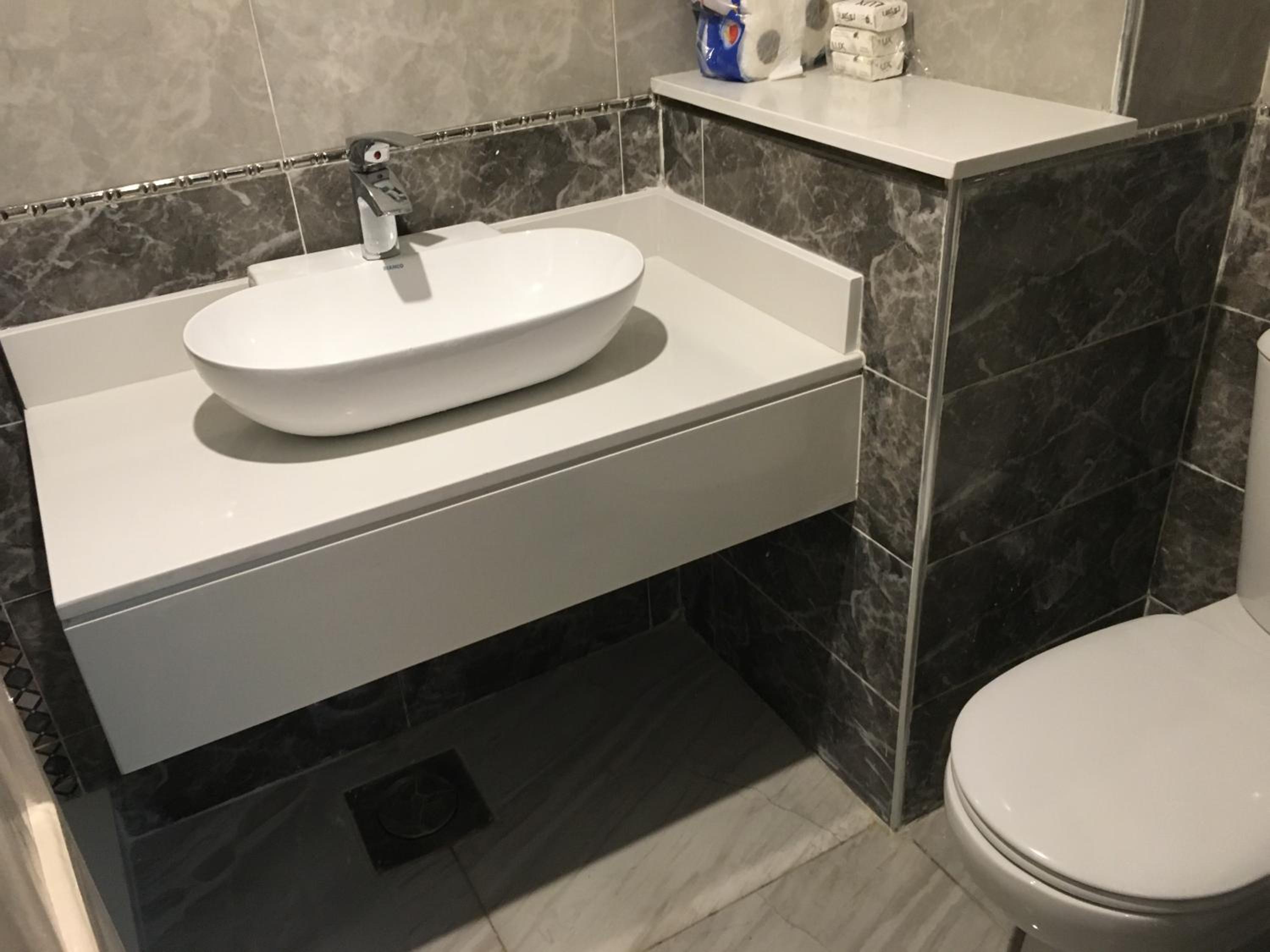 Private Double Room with Private Bathroom - Photo 31