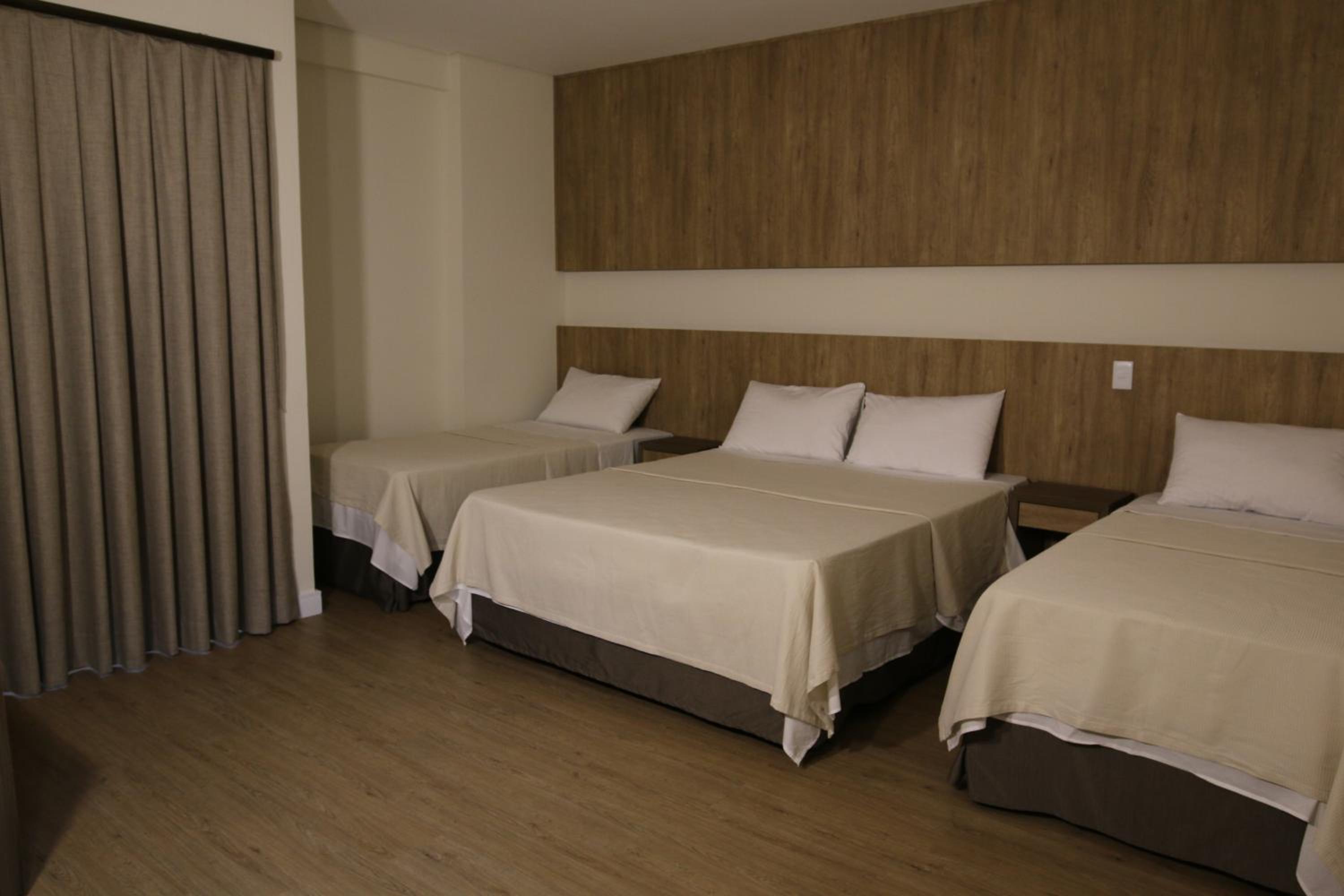 Luxury Quadruple Room - Photo 1