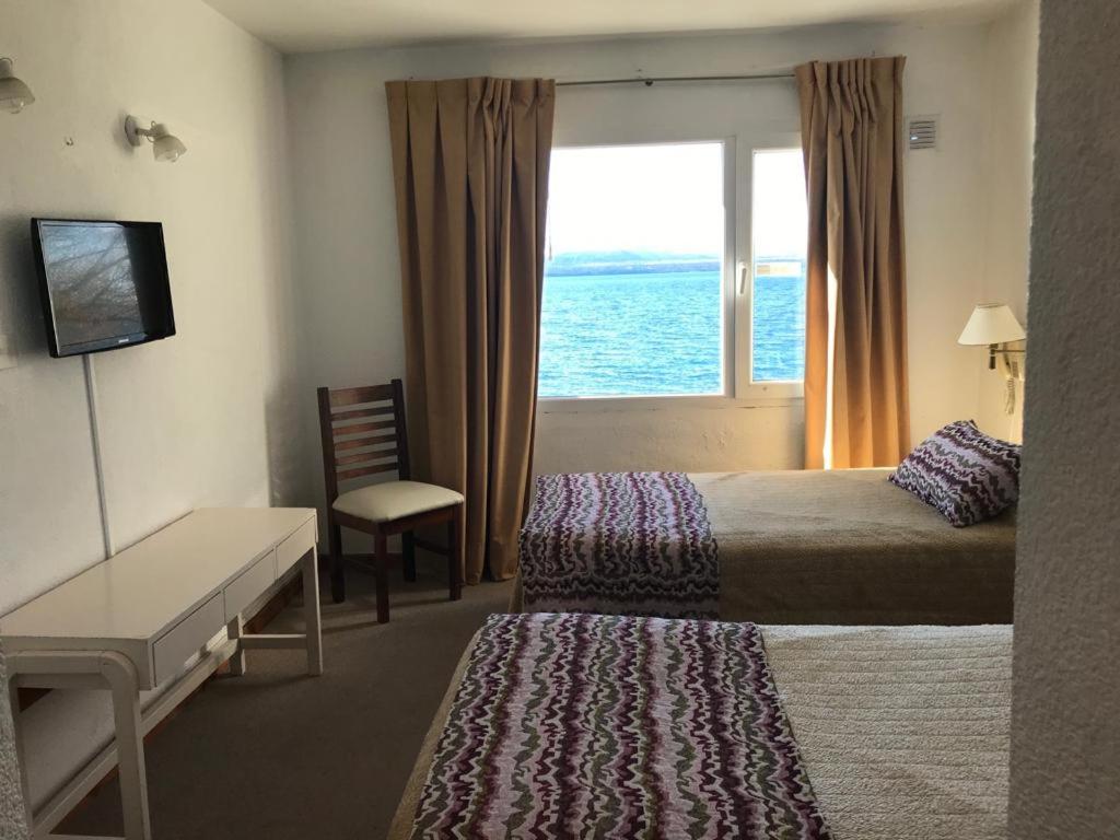 Twin Room with Lake View