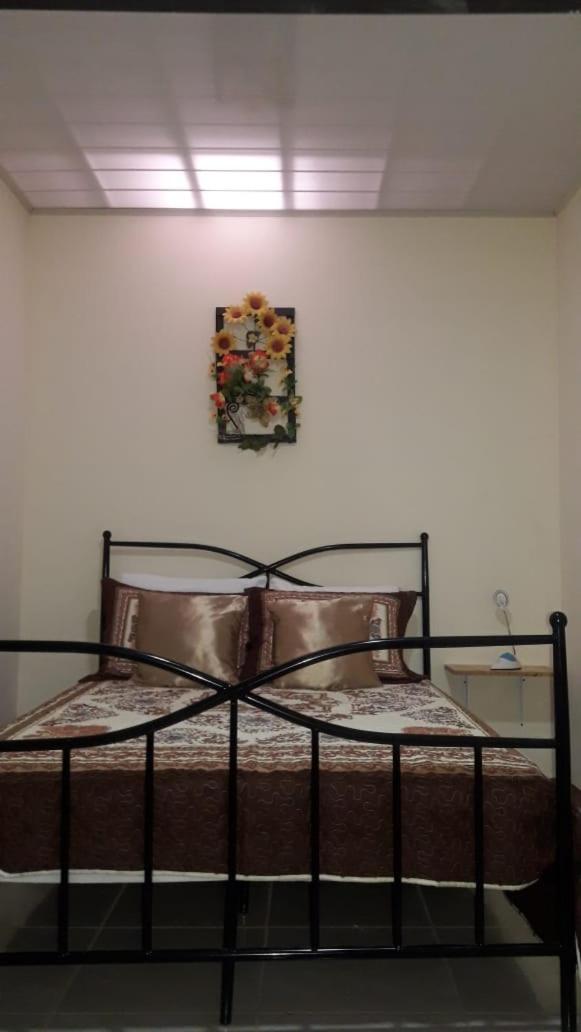 Bed in 6-Bed Mixed Dormitory Room photo 3