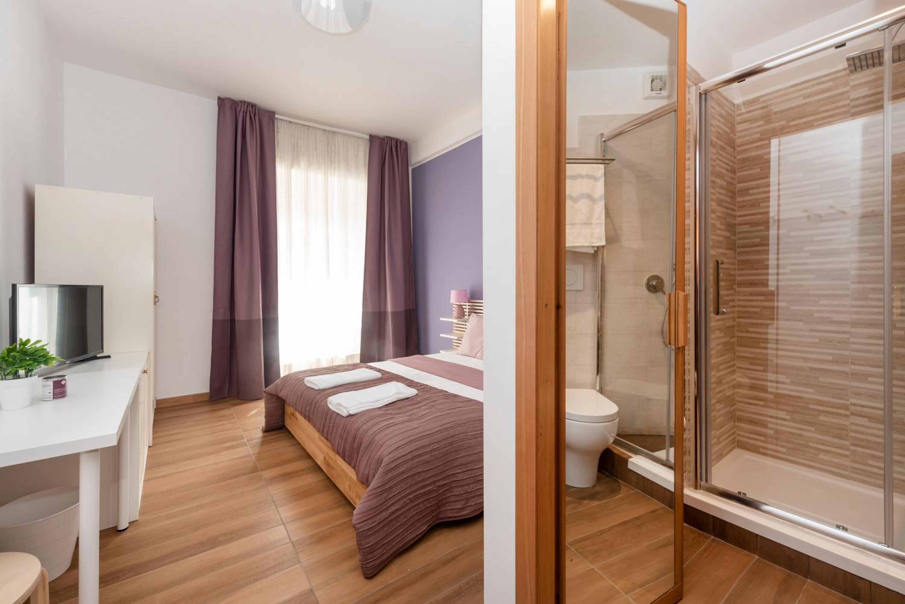 Double Room with Private Bathroom