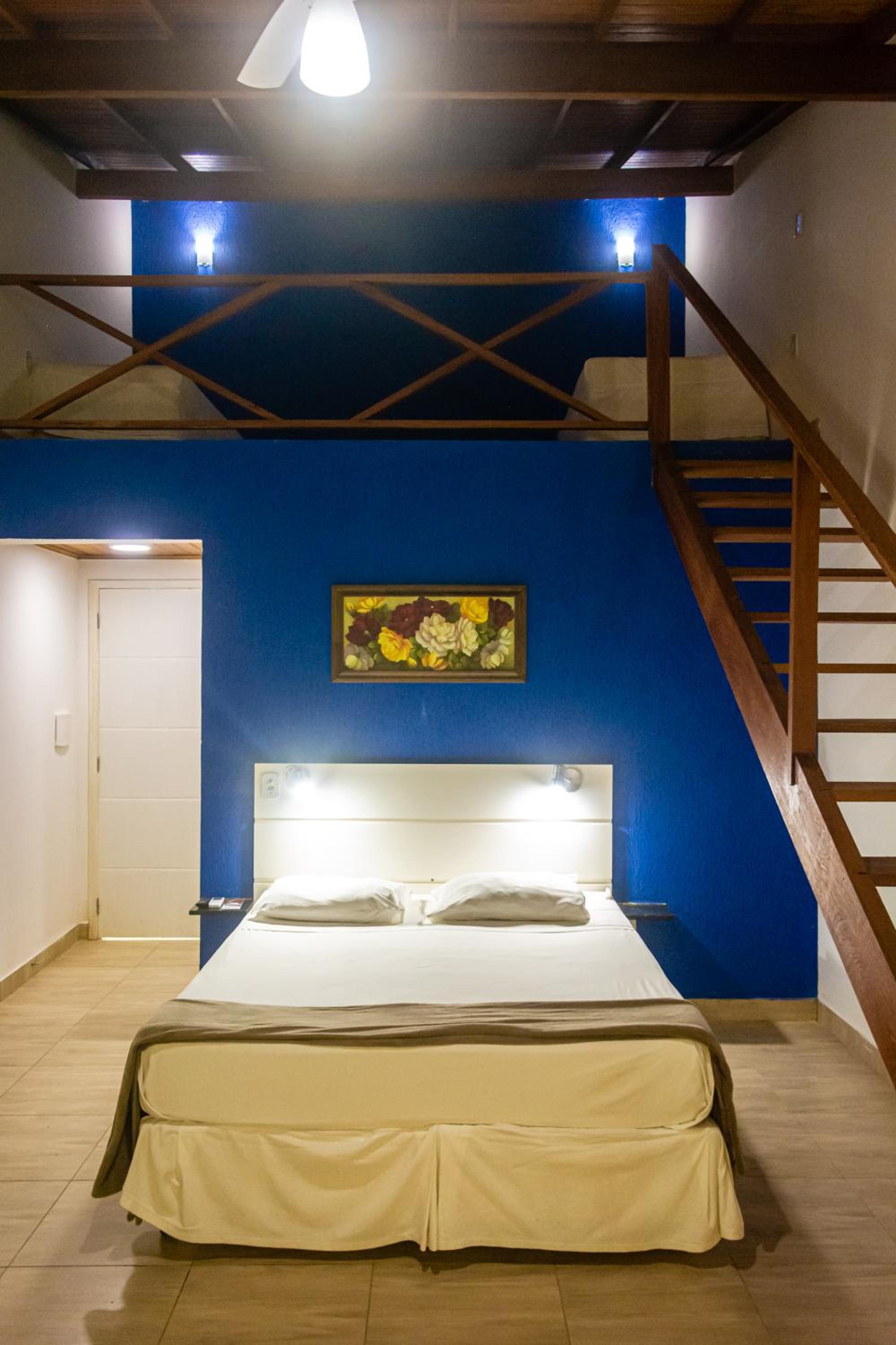 Mezzanine - Photo 2
