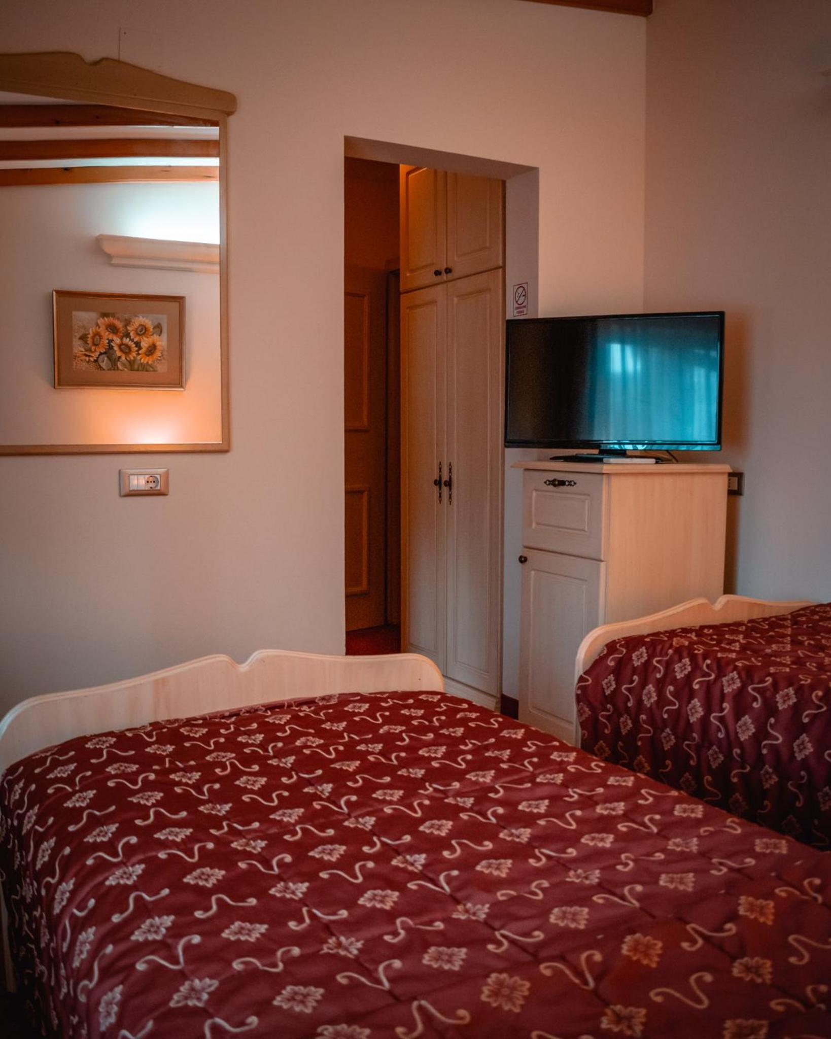 Twin Room photo 2