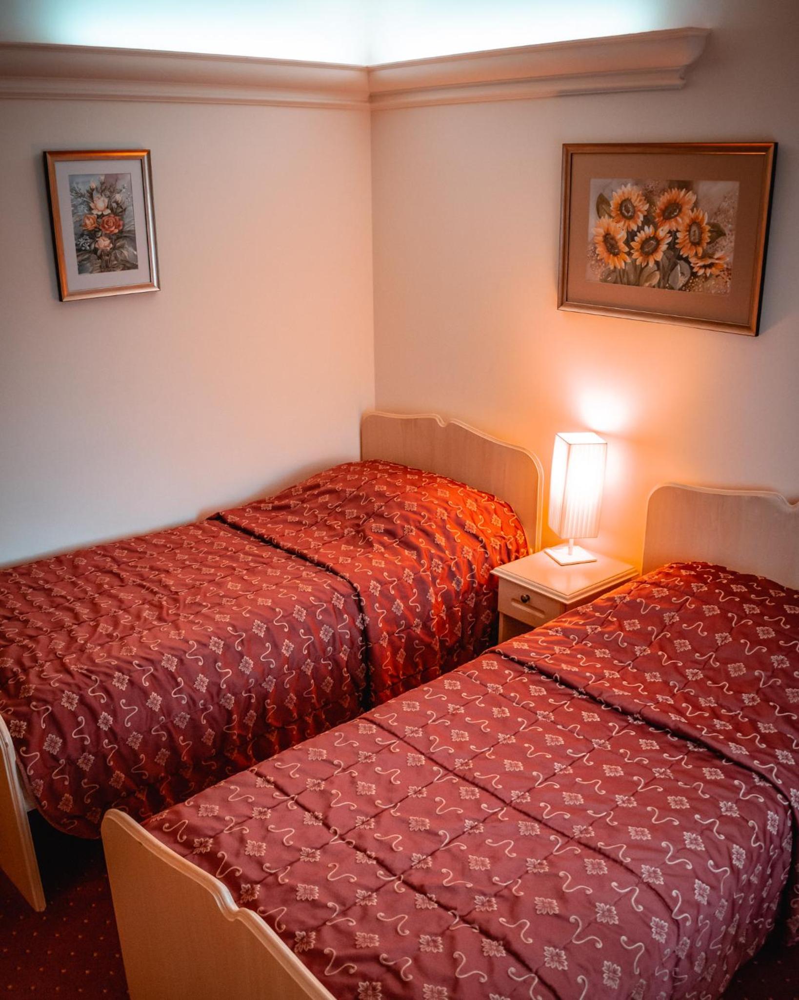 Twin Room photo 1