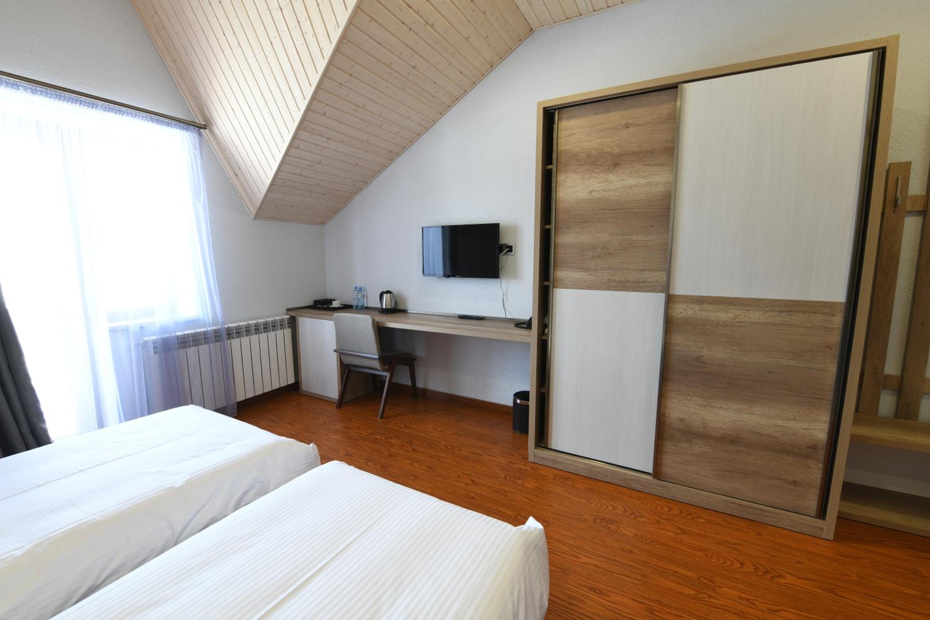 Deluxe Double or Twin Room with Balcony