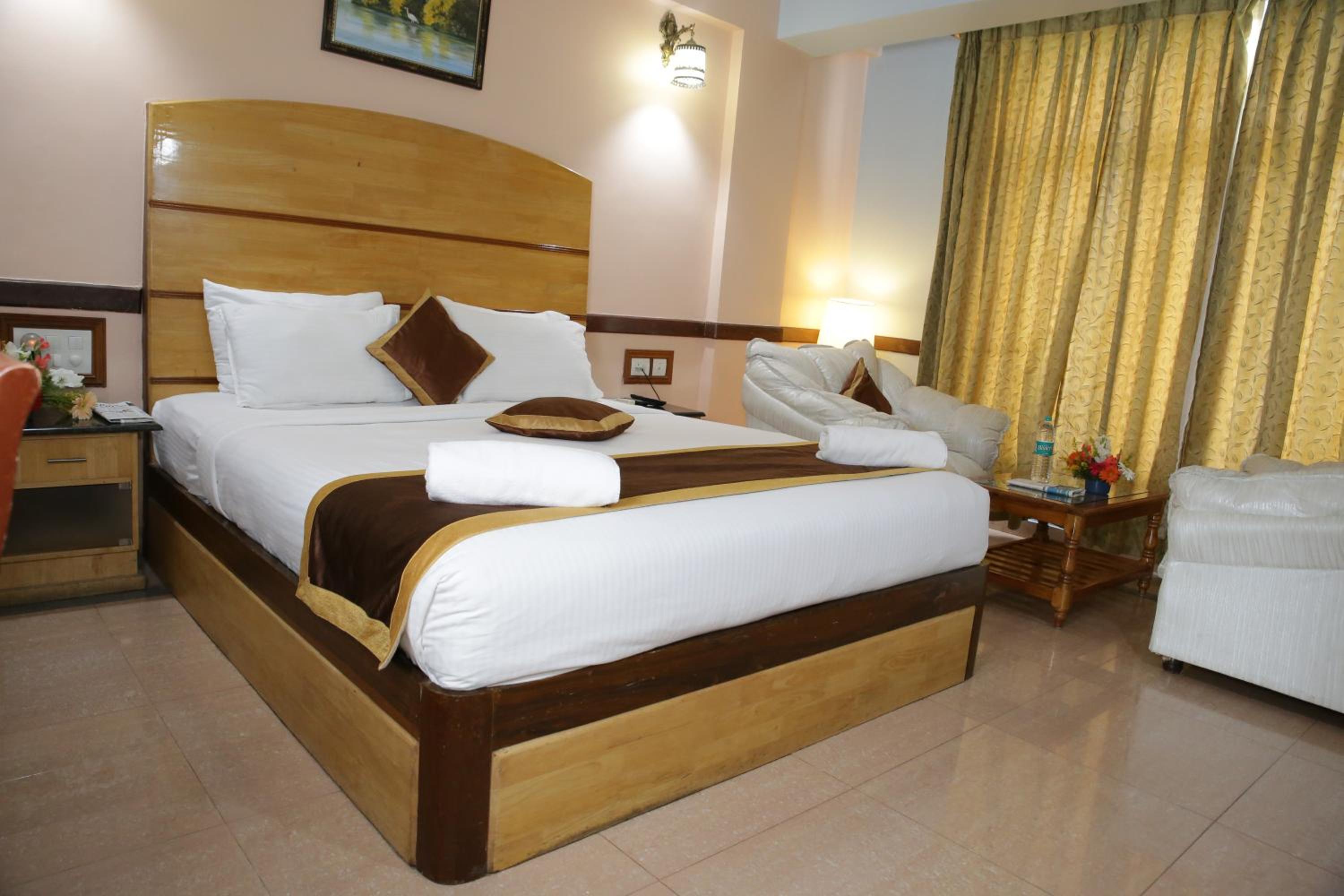 Deluxe Room - Photo 10