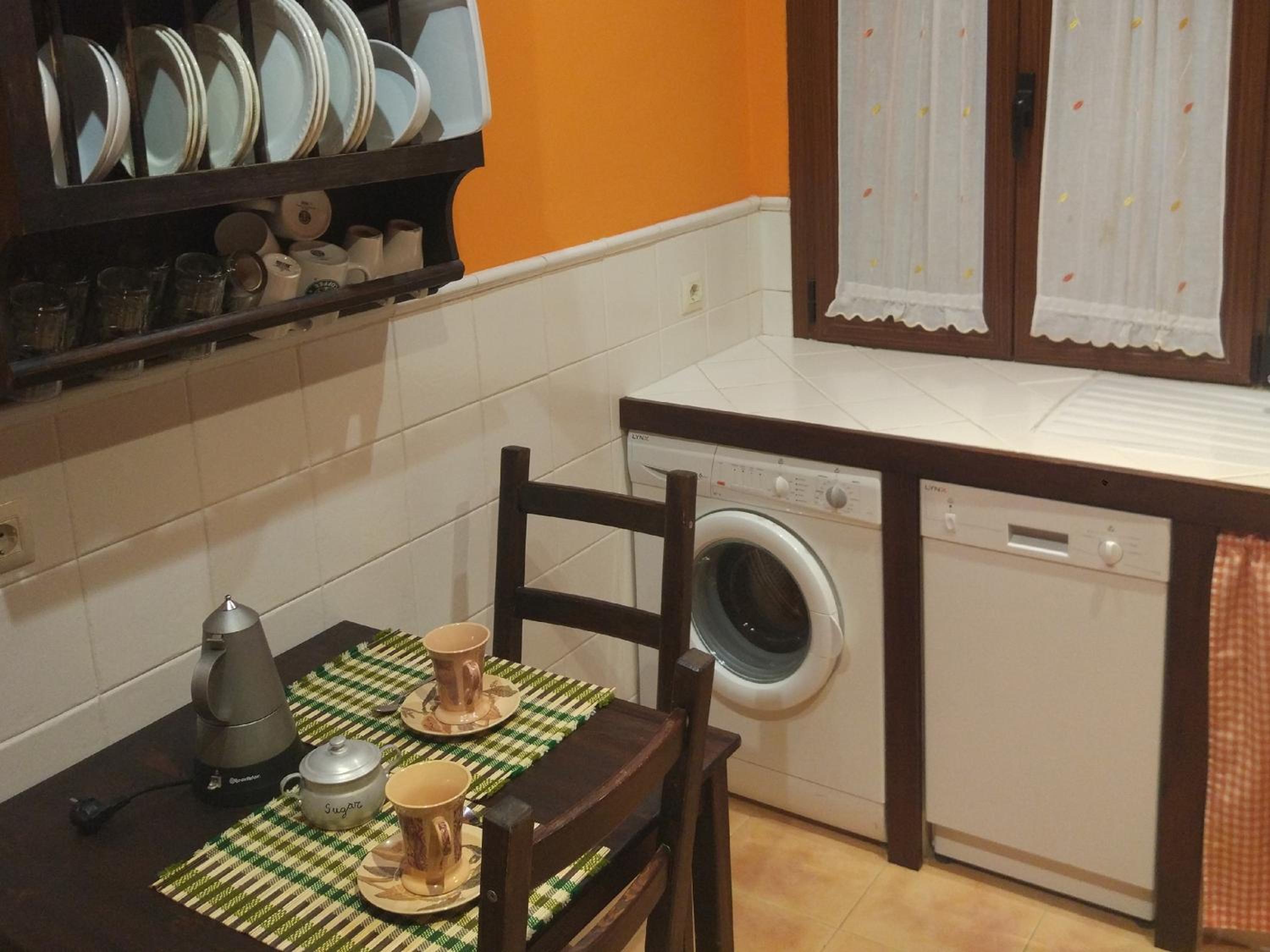 Two-Bedroom Apartment - Photo 19