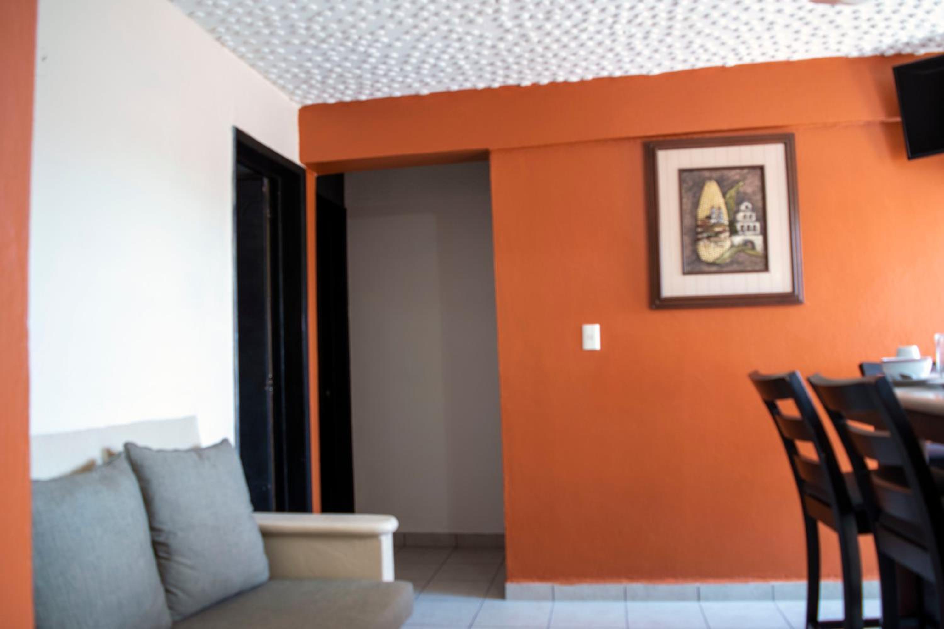 Apartment photo 2