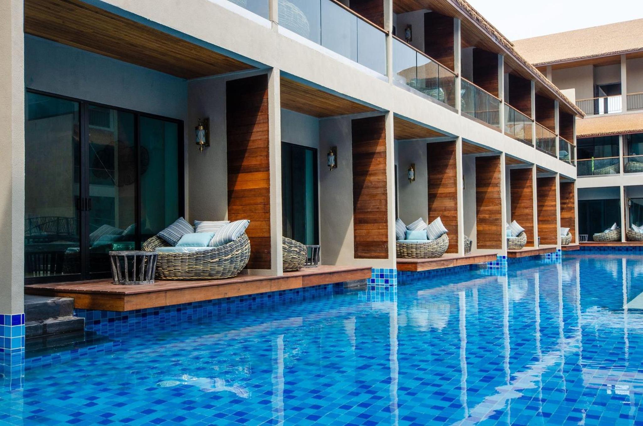 Deluxe Double or Twin Room with Pool Access - Photo 14