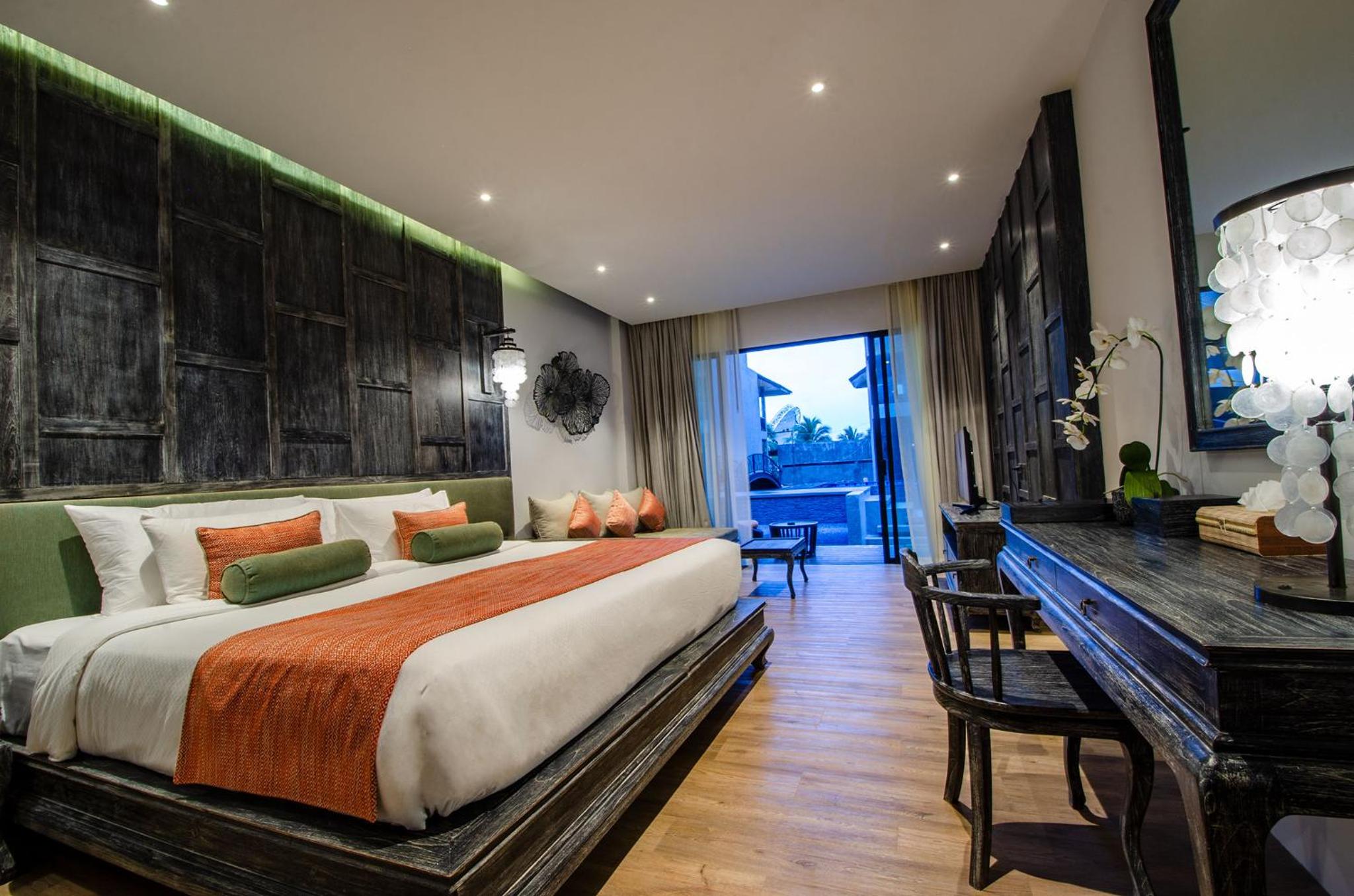 Deluxe Double or Twin Room with Pool Access - Photo 13