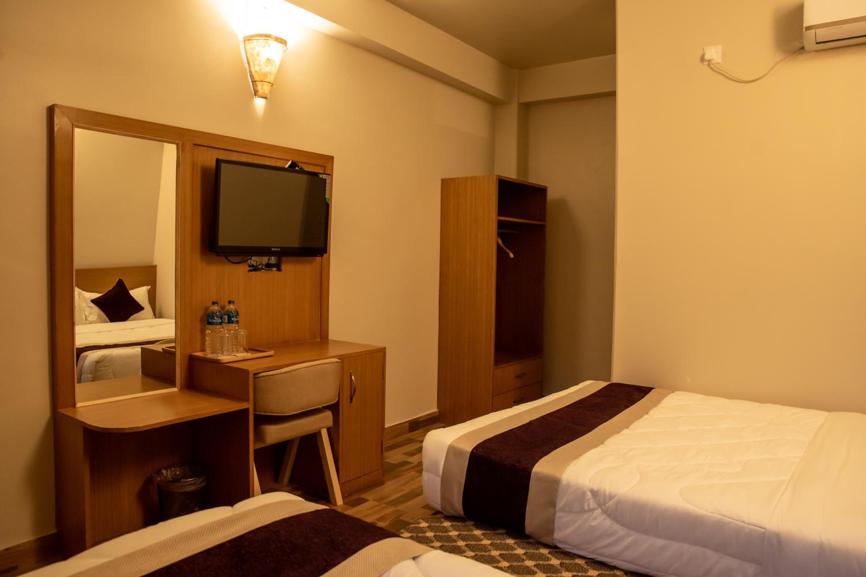 Deluxe Double or Twin Room