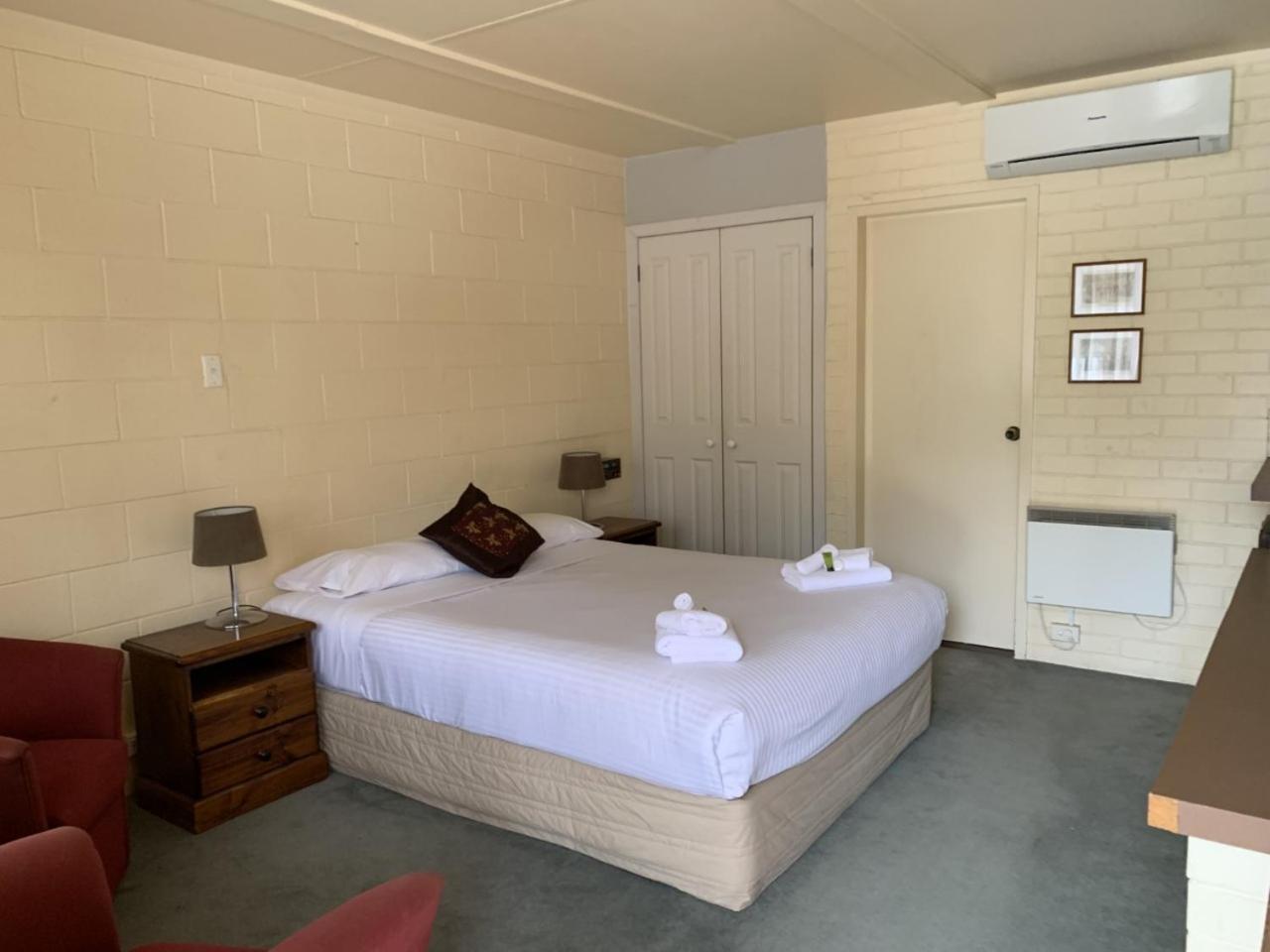 Deluxe Double or Twin Room - Photo 1