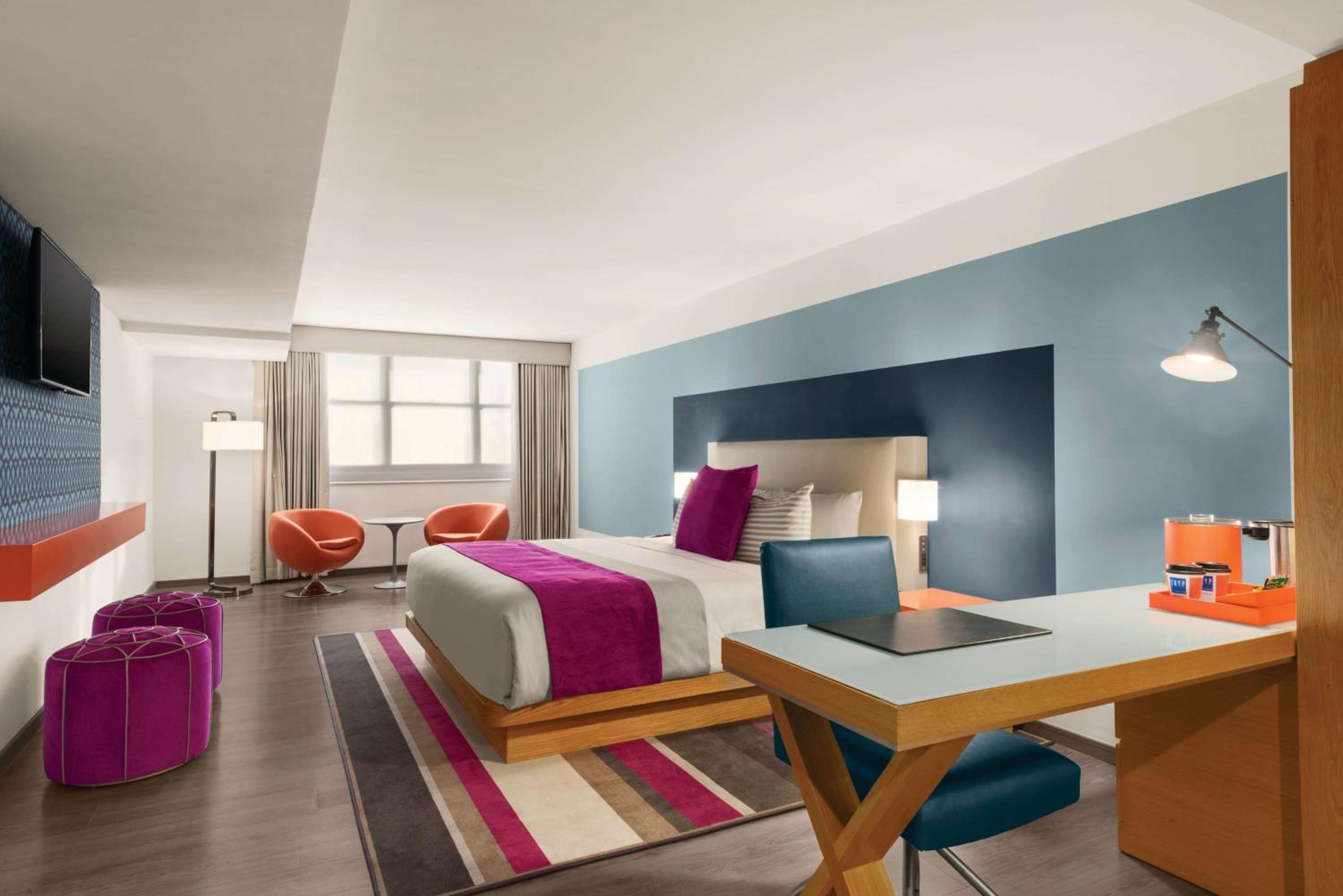 Premier King Room - Mobility Access - Photo 3