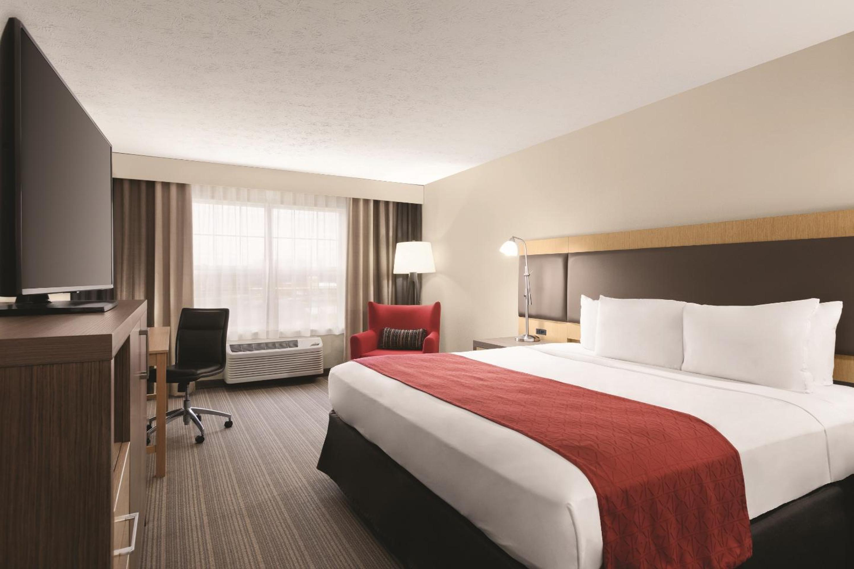 King Room - Disability Access - Photo 3