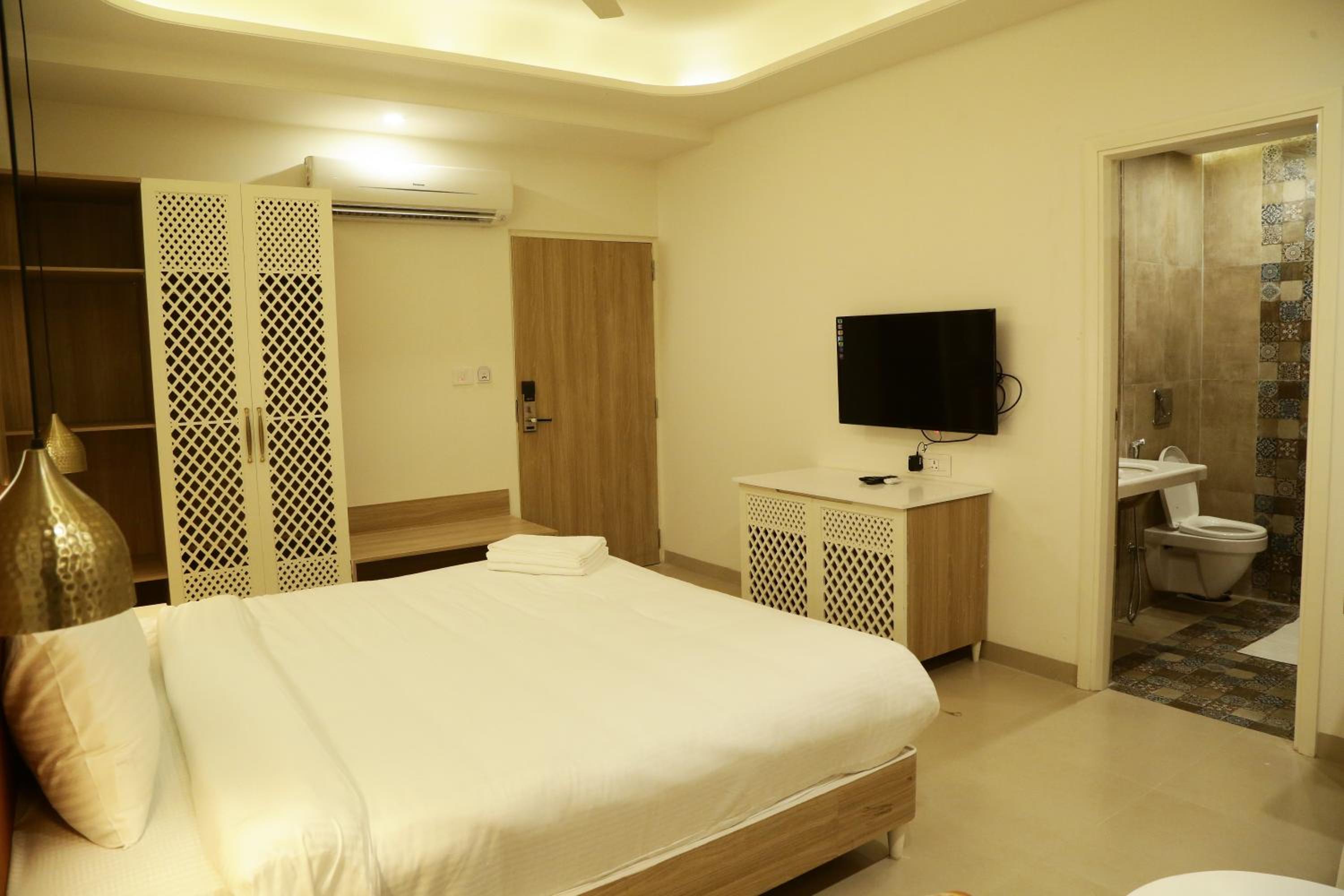 Superior Double Room - Photo 13