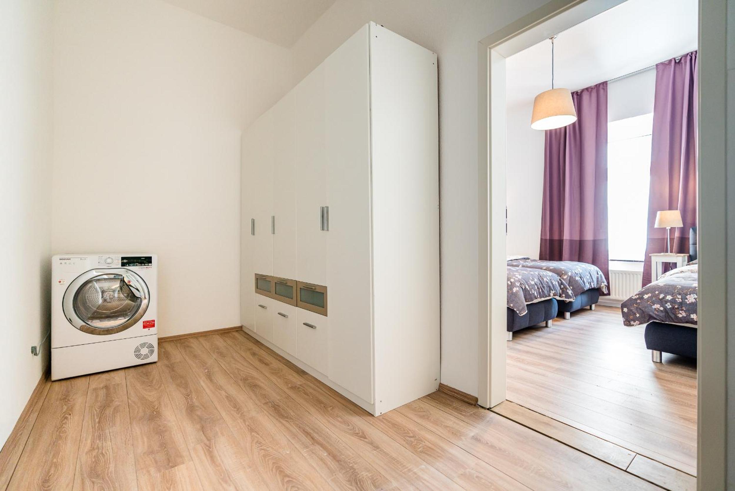 Two-Bedroom Apartment with Balcony photo 3
