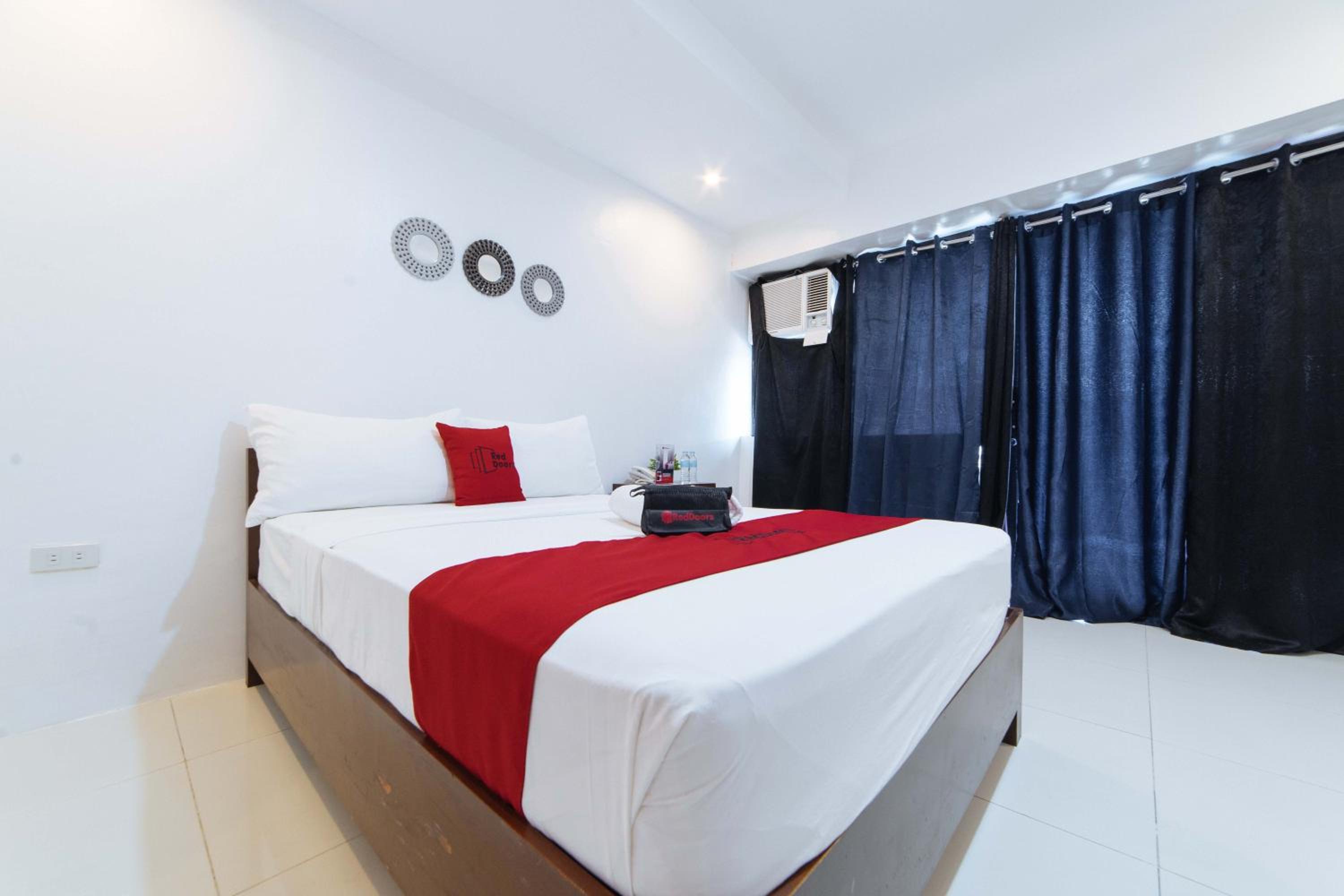 Double Room - Photo 3