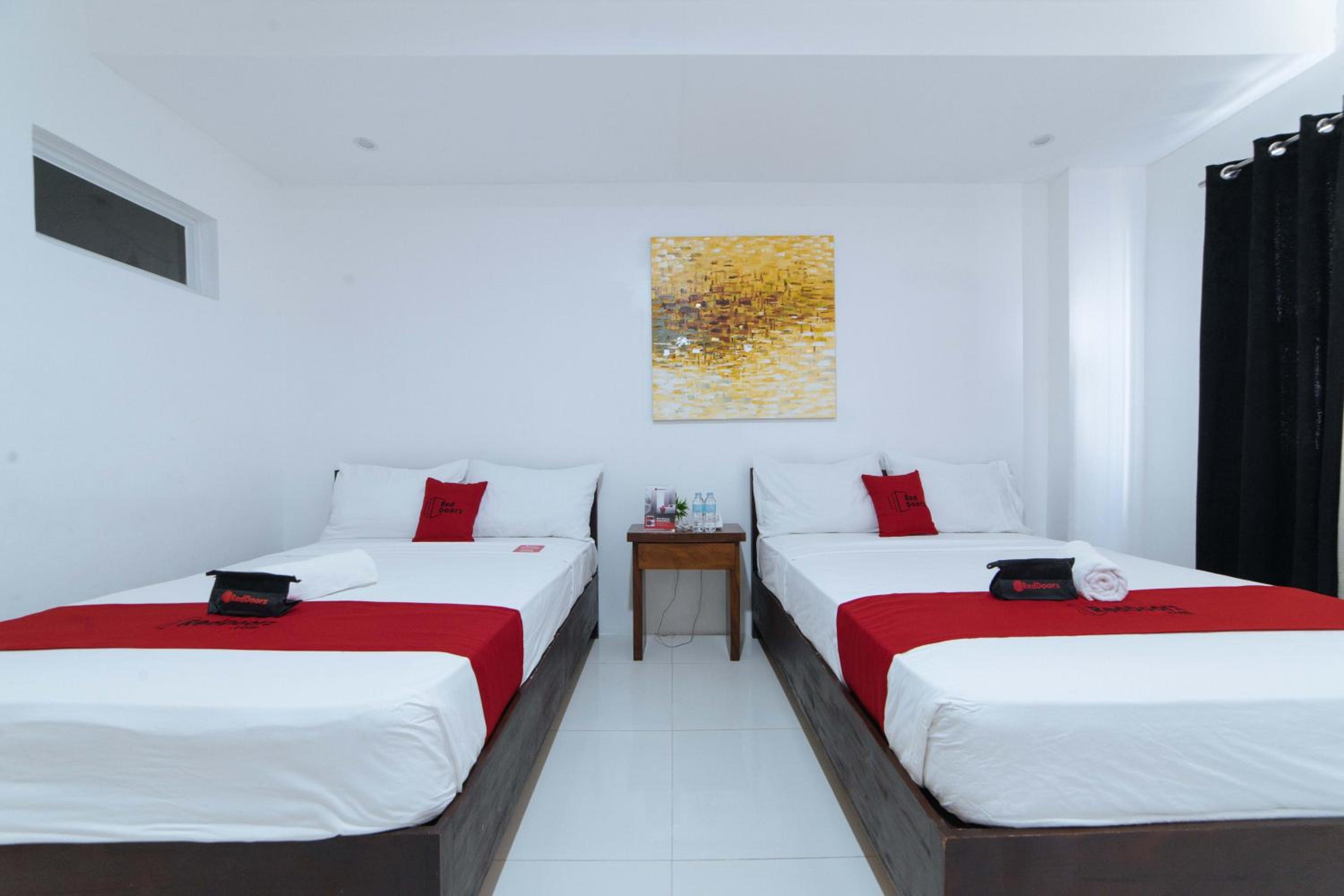 Deluxe Triple Room - Photo 1